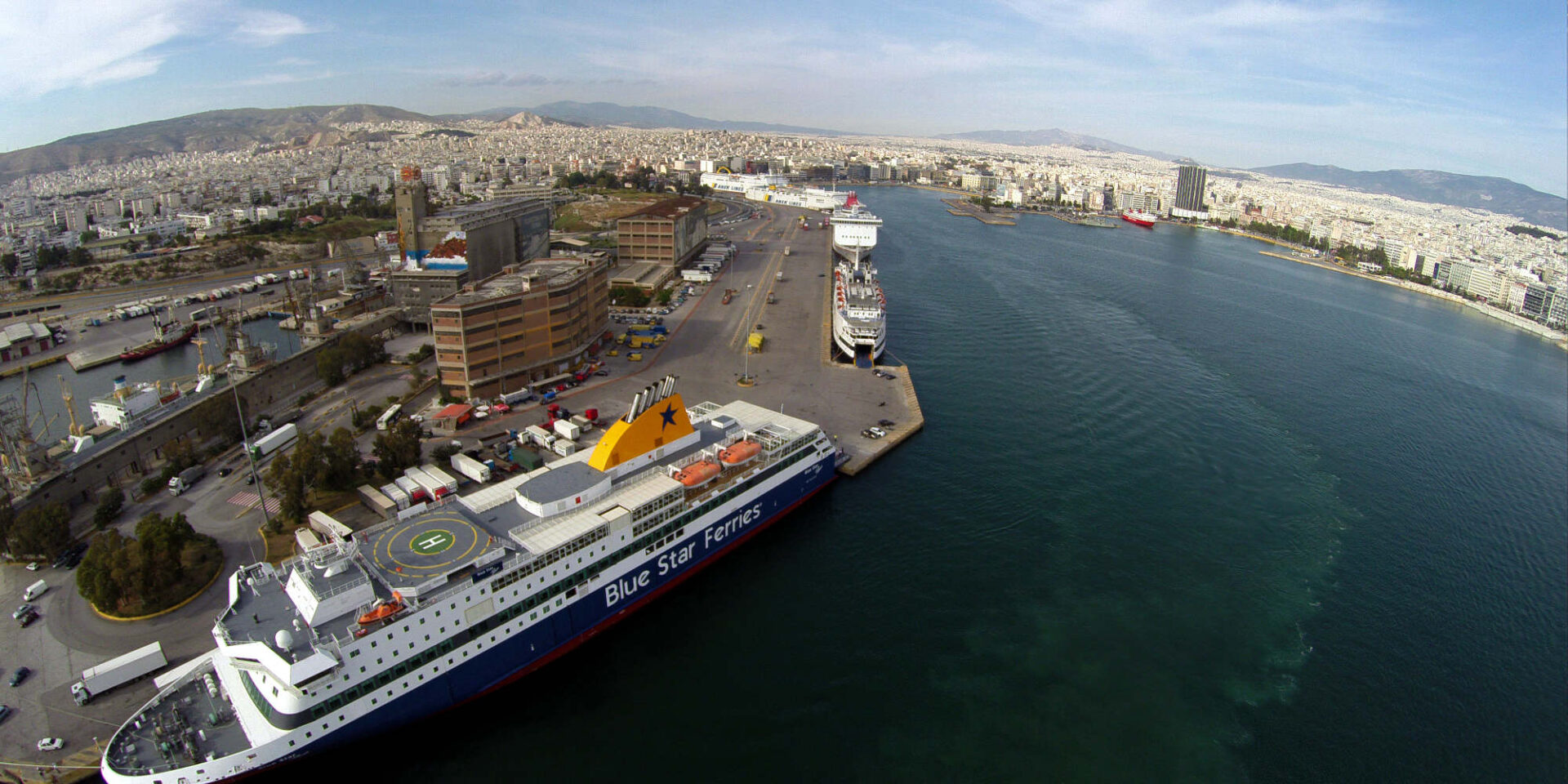 Αεροφωτογραφία από το Λιμάνι του Πειραιά