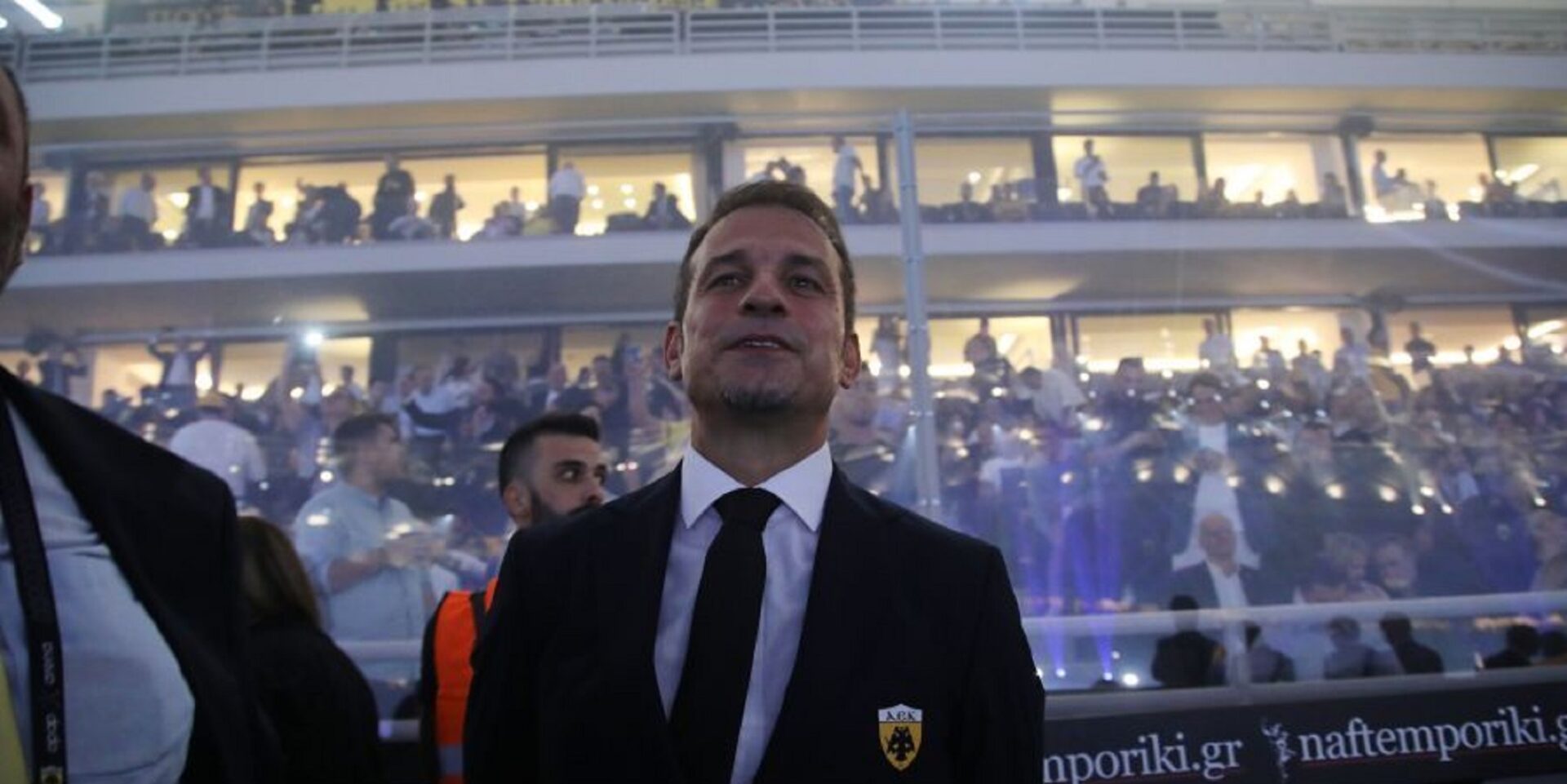 O Ντέμης Νικολαΐδης στα εγκαίνια του γηπέδου της ΑΕΚ