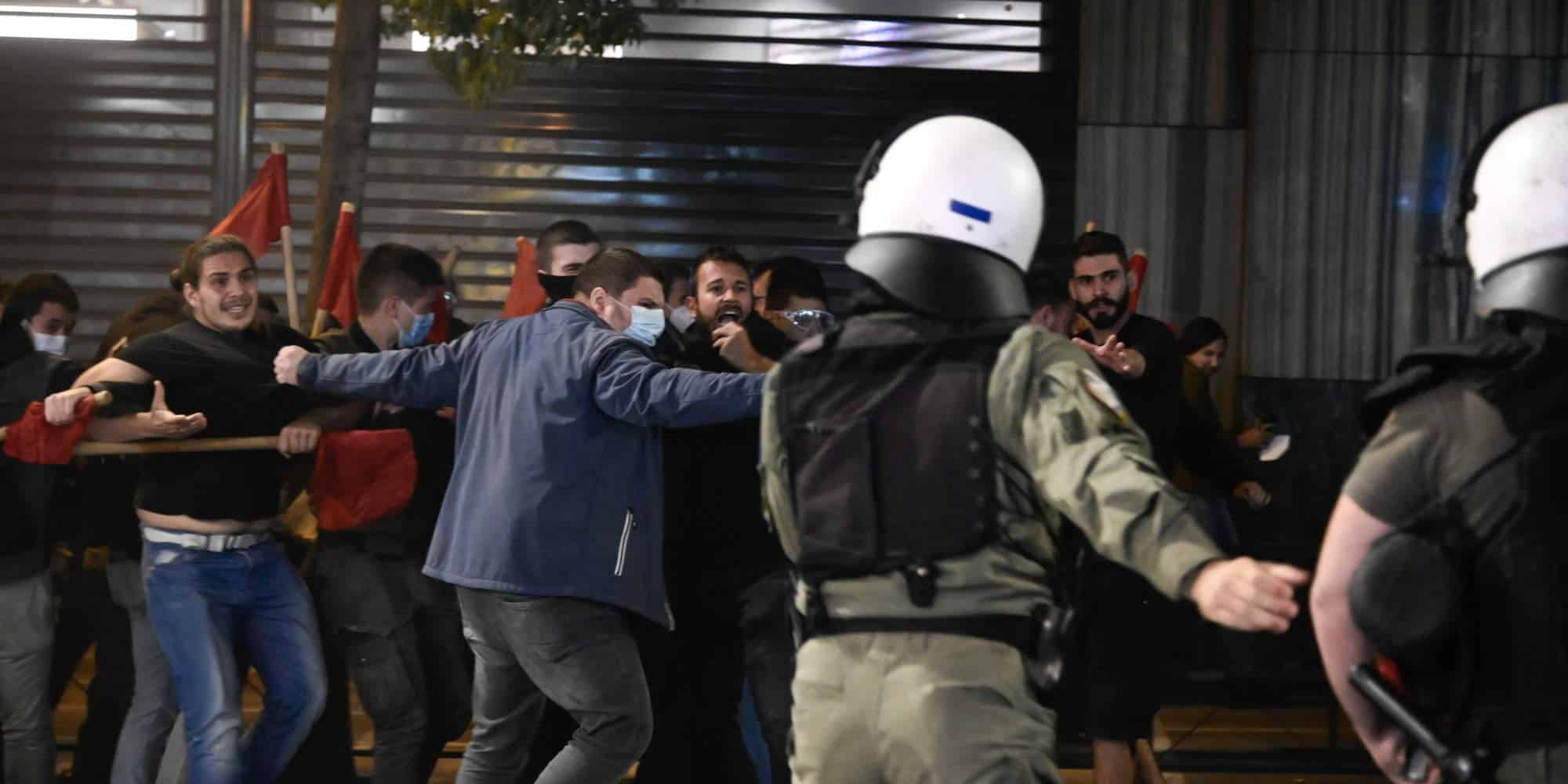 Επεισόδια στο κέντρο της Αθήνας κατά τη διαδήλωση κατά της ενεργειακής ακρίβειας