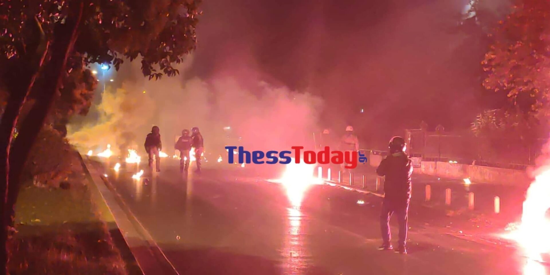 Σοβαρά επεισόδια με χημικά μετά τη συναυλία του Λεξ στη Θεσσαλονίκη