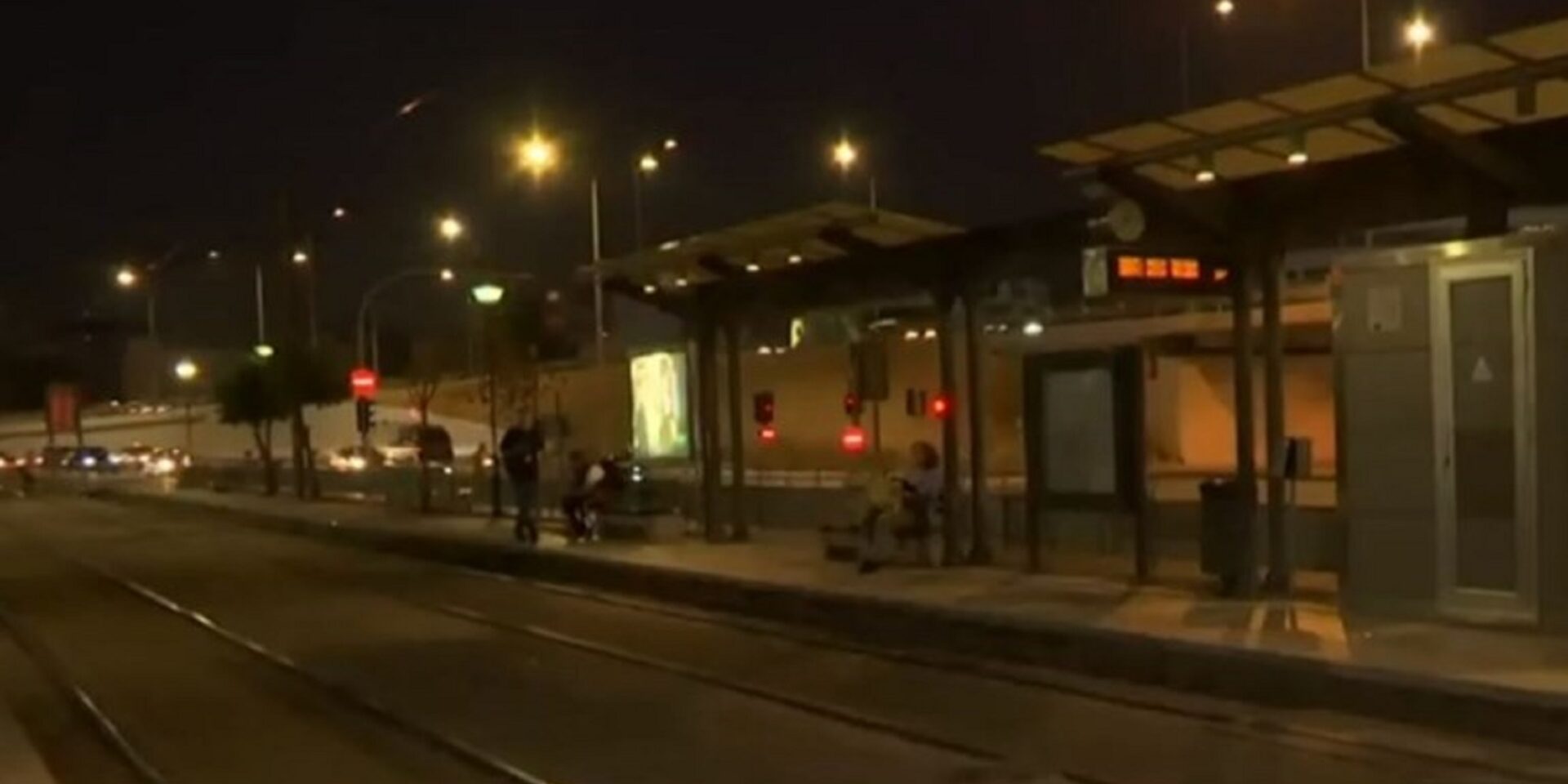 Η στάση στο Παλαιό Φάληρο