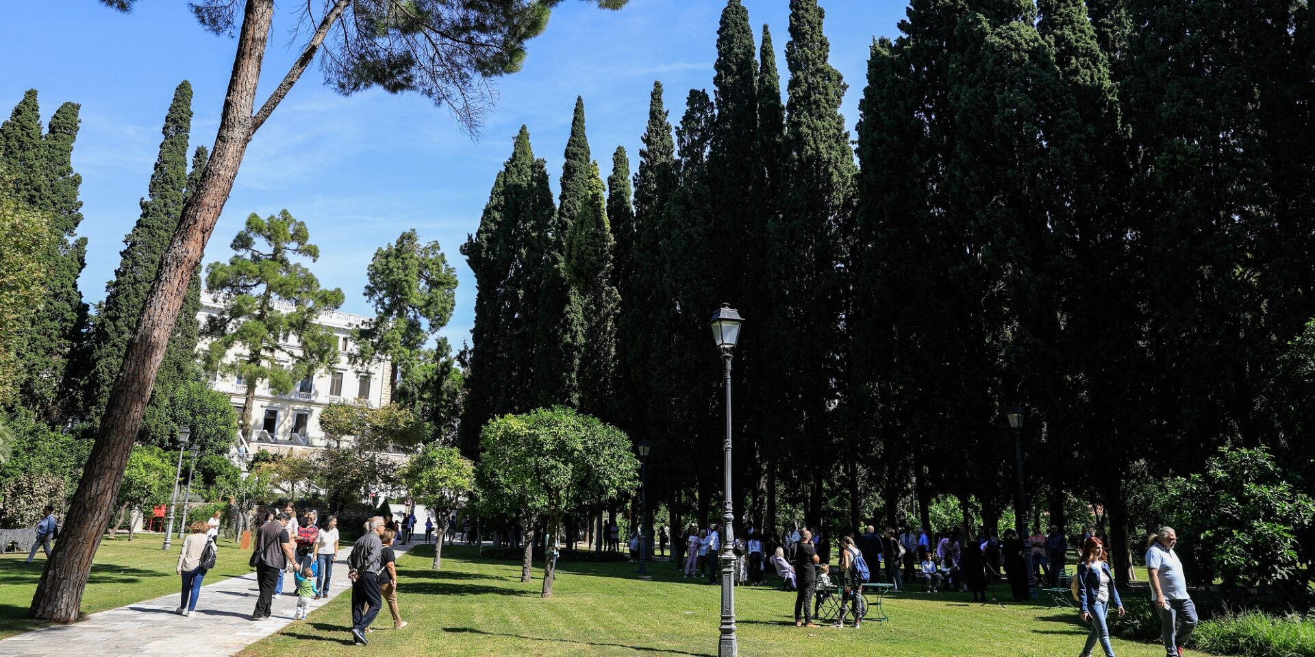 Επισκέψιμος ο κήπος του Προεδρικού Μεγάρου