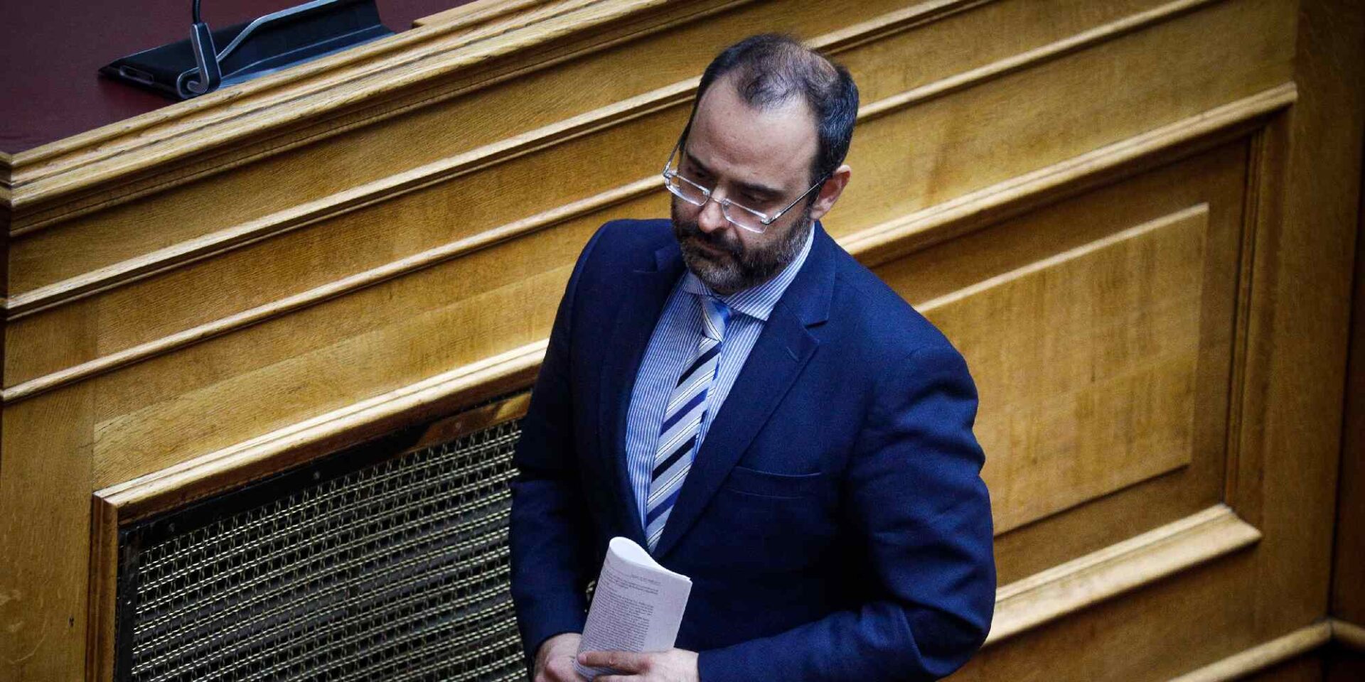 Ο βουλευτής της ΝΔ Κ.Μαραβέγιας στη Βουλή