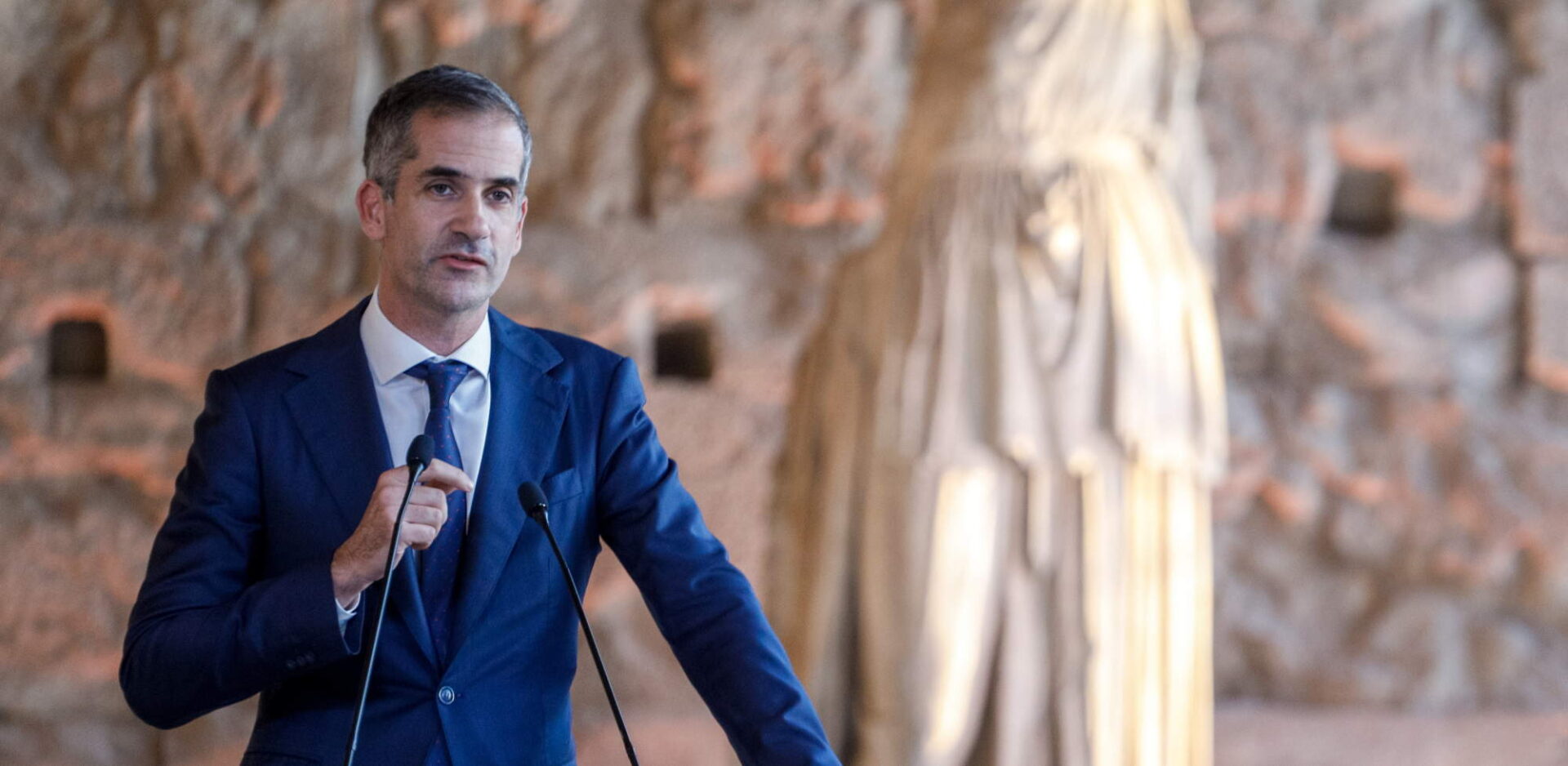 Ο Δήμαρχος Αθηναίων, Κώστας Μπακογιάννης