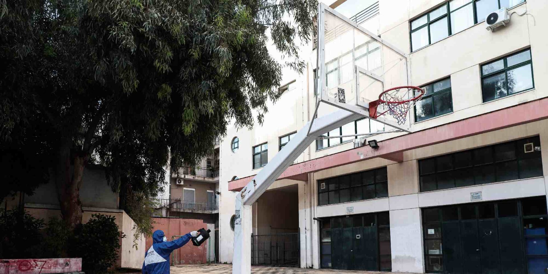 Μπασκέτα σε σχολείο