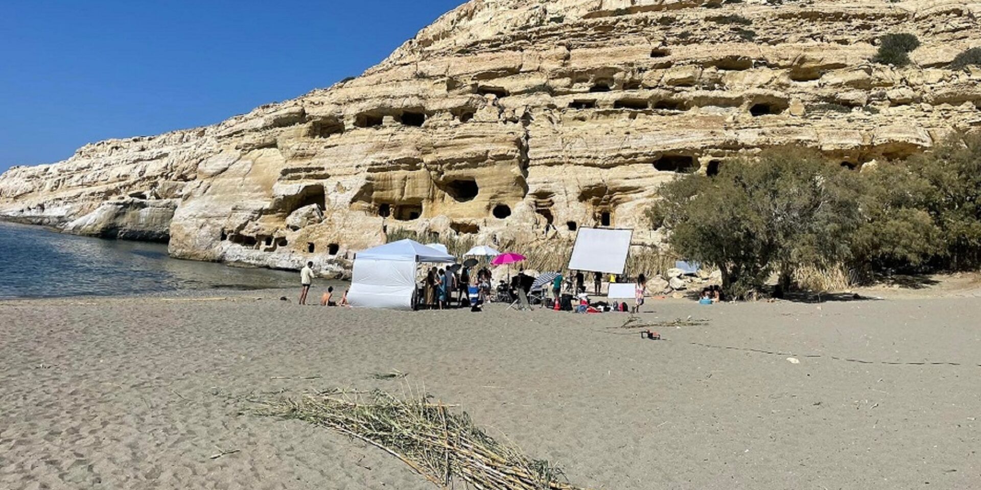 Η σειρά «Παραλία» της ΕΡΤ κάνει γυρίσματα στα Μάταλα