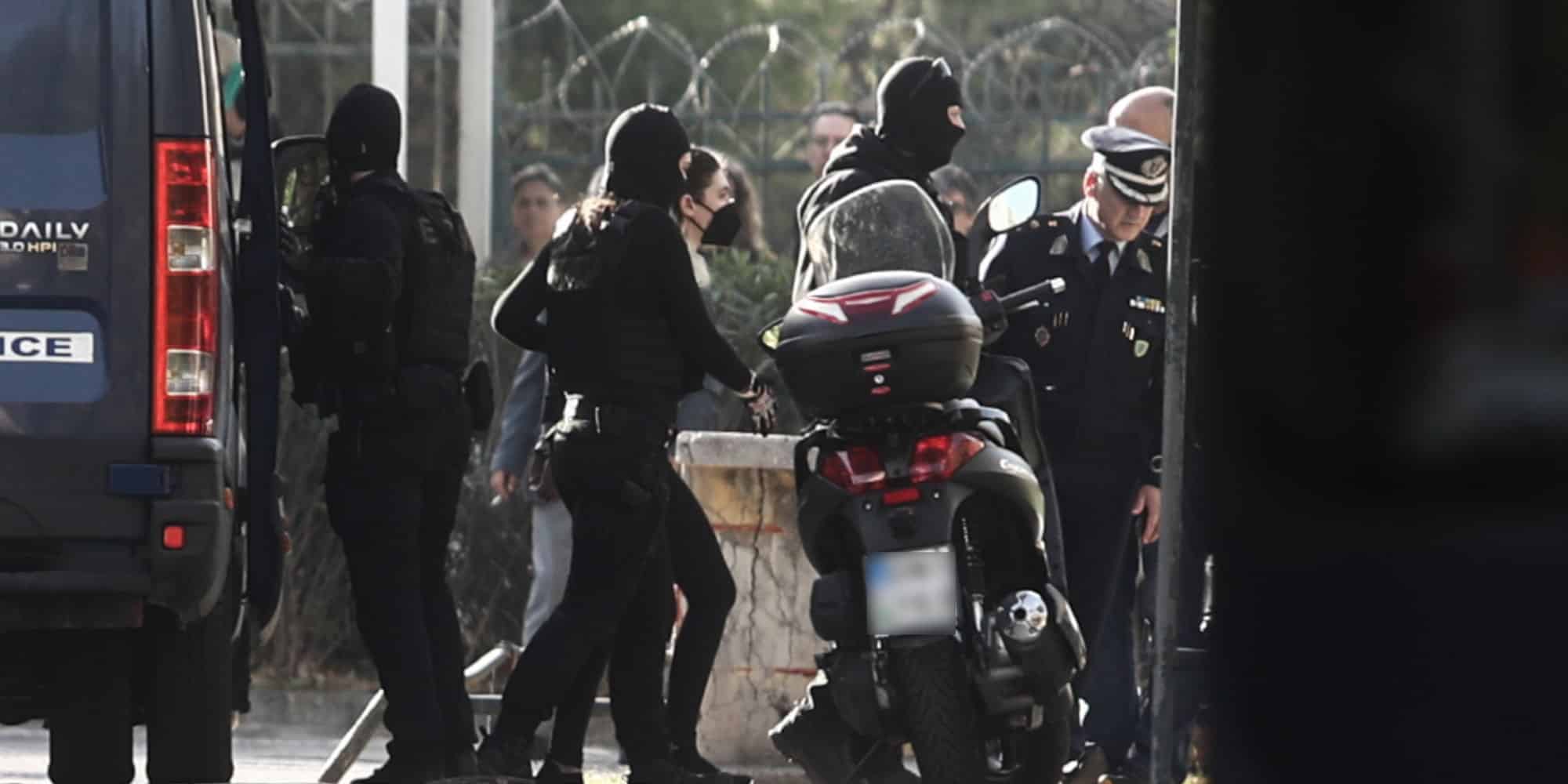 Στην ανακρίτρια η Ρούλα Πισπιρίγκου