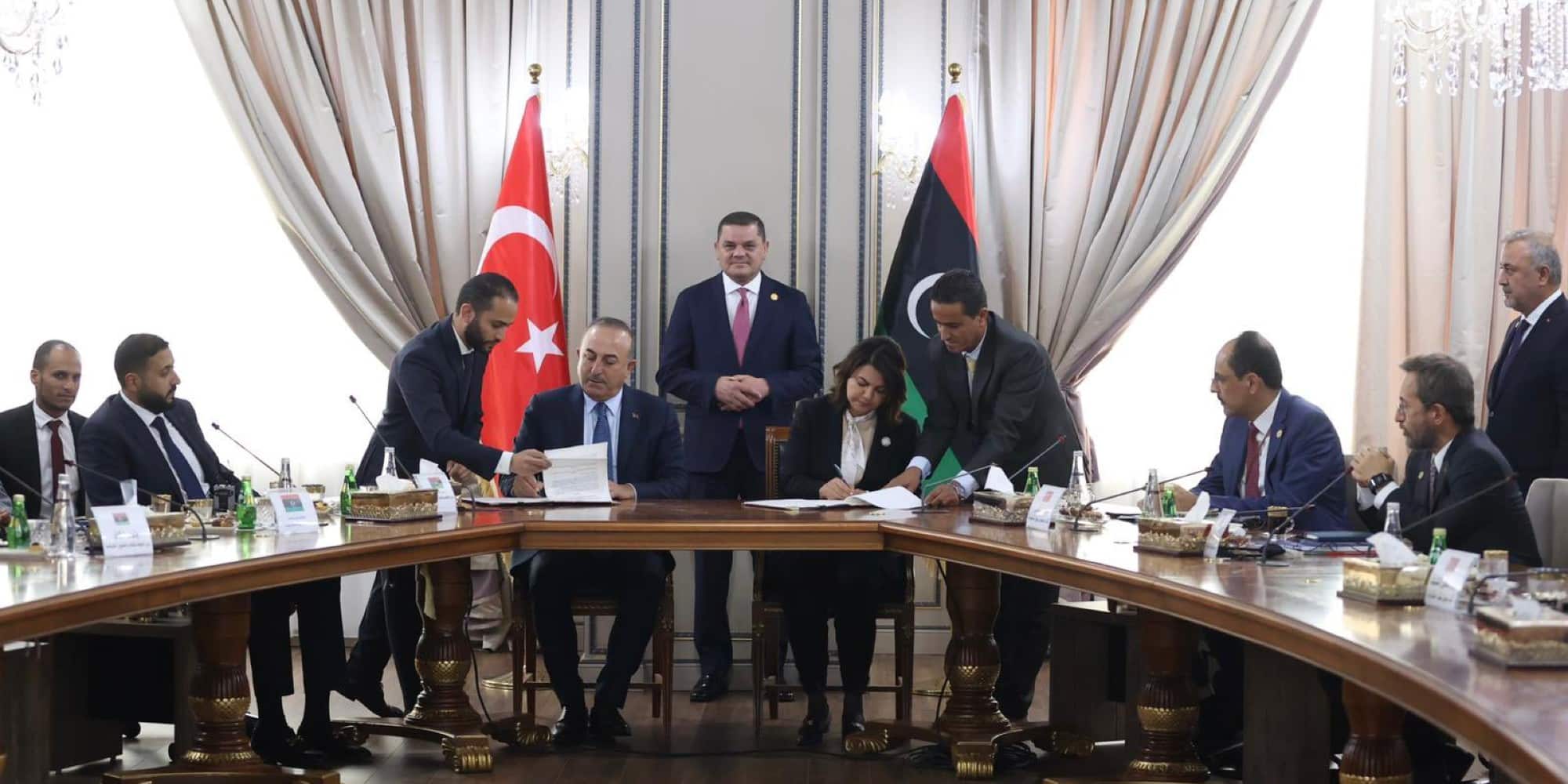 Η Τουρκία υπέγραψε μνημόνιο συνεργασίας με τη Λιβύη για τους υδρογονάνθρακες