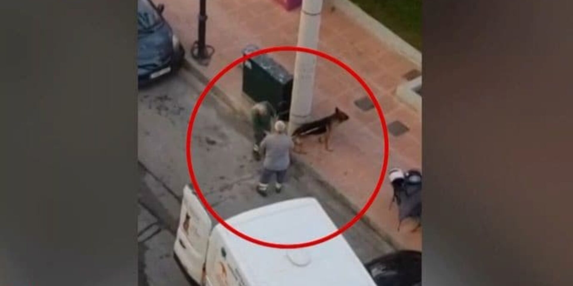 Εικόνα από τη στιγμή της επίθεσης