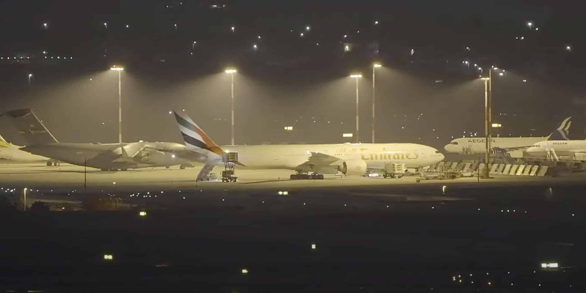 Το αεροπλάνο της Emirates που προκάλεσαν πανικό στο «Ελευθέριος Βενιζέλος»