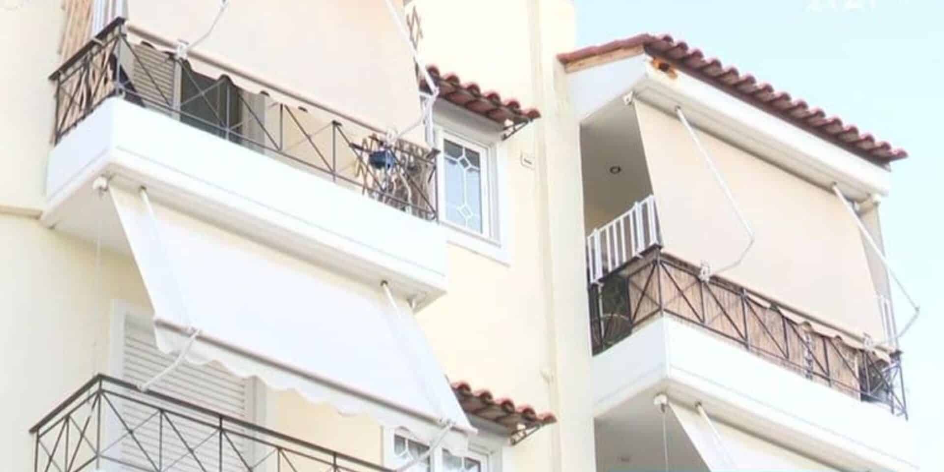 Η βεράντα που έπεσε το αγοράκι