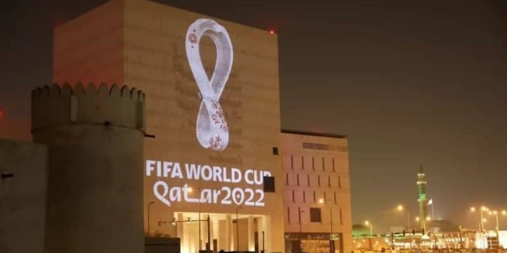 Mundial Qatar 18 11 22 - Ινφαντίνο κατά Δύσης για Μουντιάλ: «Σήμερα νιώθω Καταριανός, Άραβας, Αφρικανός και γκέι»