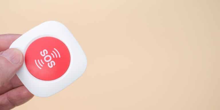 Safe Youth: Παρουσιάστηκε το Panic Button για ανήλικους – Πώς λειτουργεί