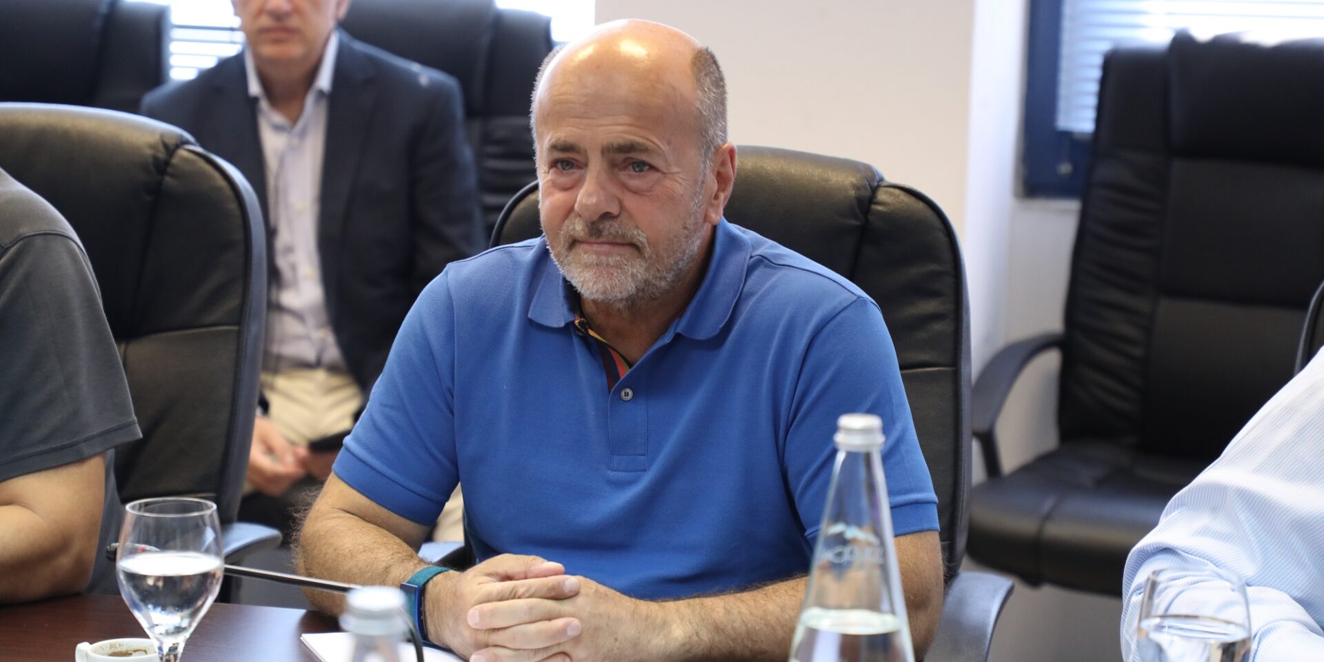 Ο Γιάννης Αλαφούζος σε συνεδρίαση της Super League