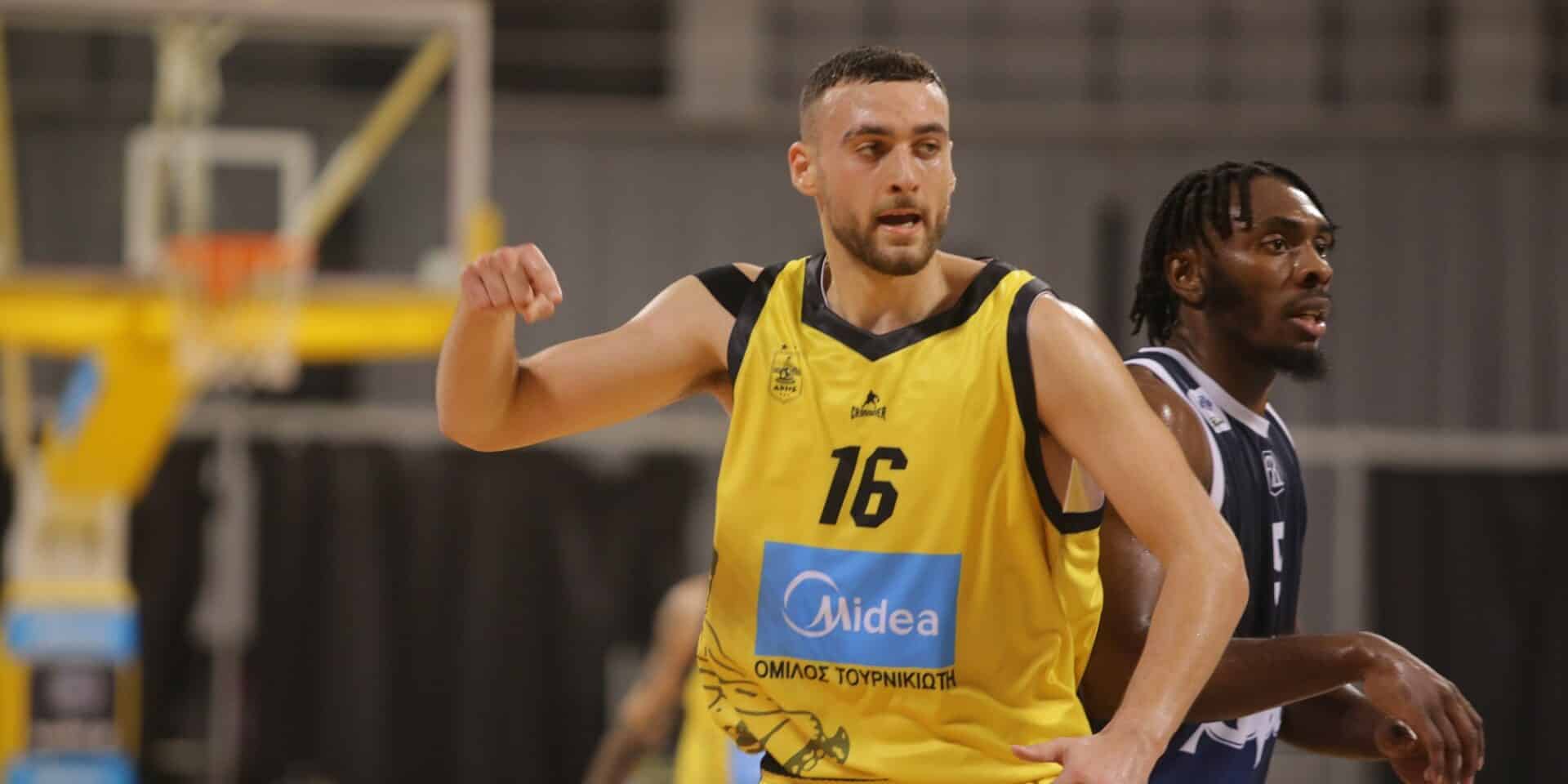 Φάση από το Άρης-Καρδίτσα για την Basket League