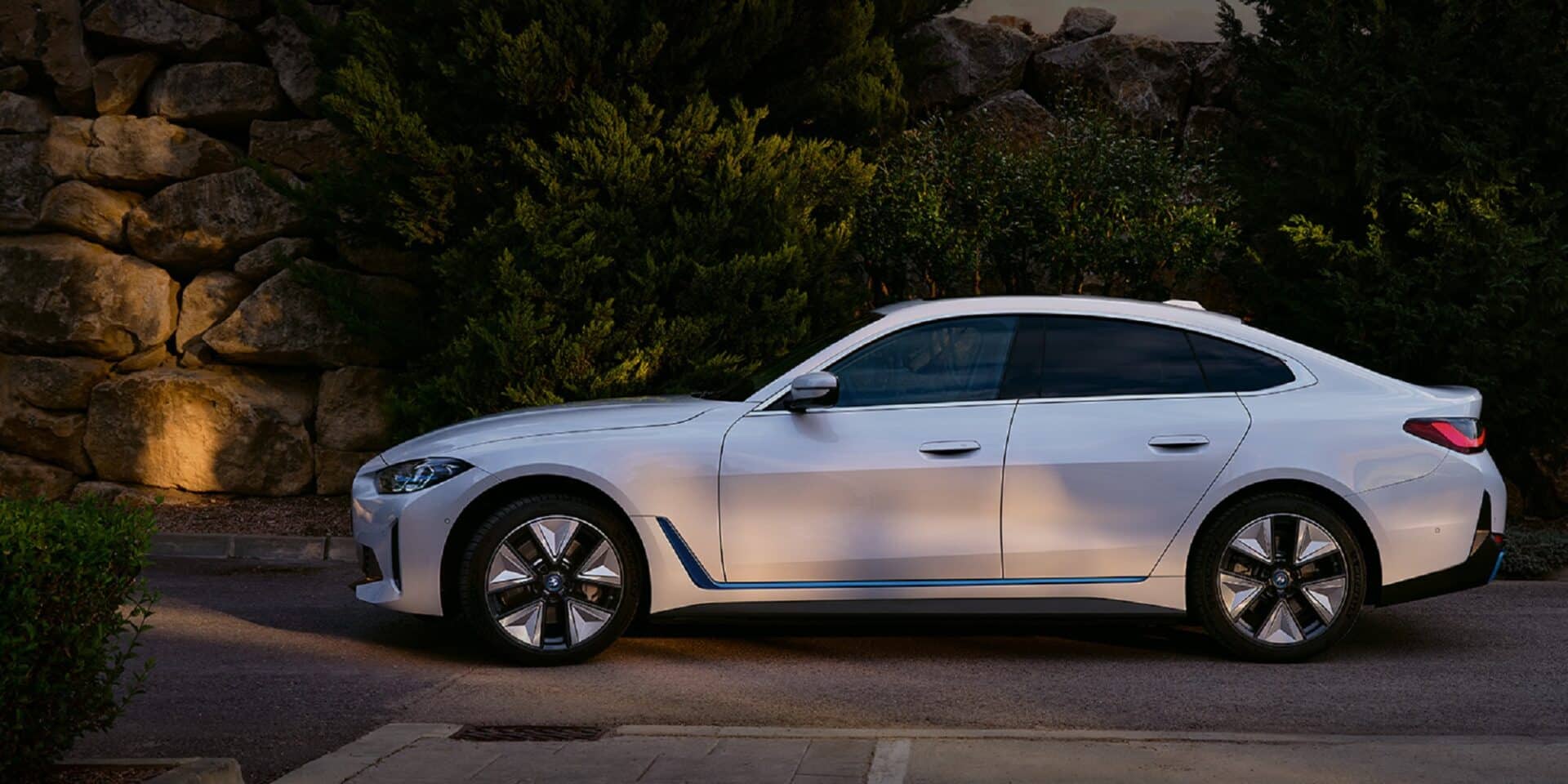 Το BMW i4