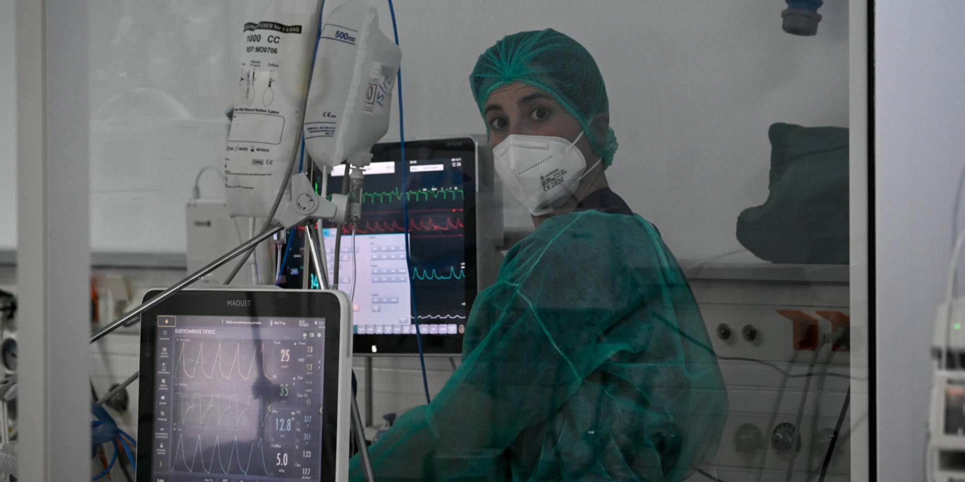 Γρίπη, RSV, COVID τρομάζουν τους ειδικούς