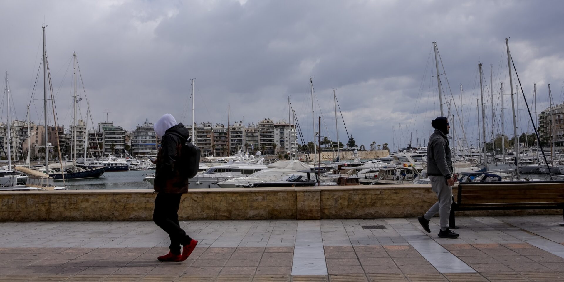 Χειμωνιάτικος καιρός στον Πειραιά