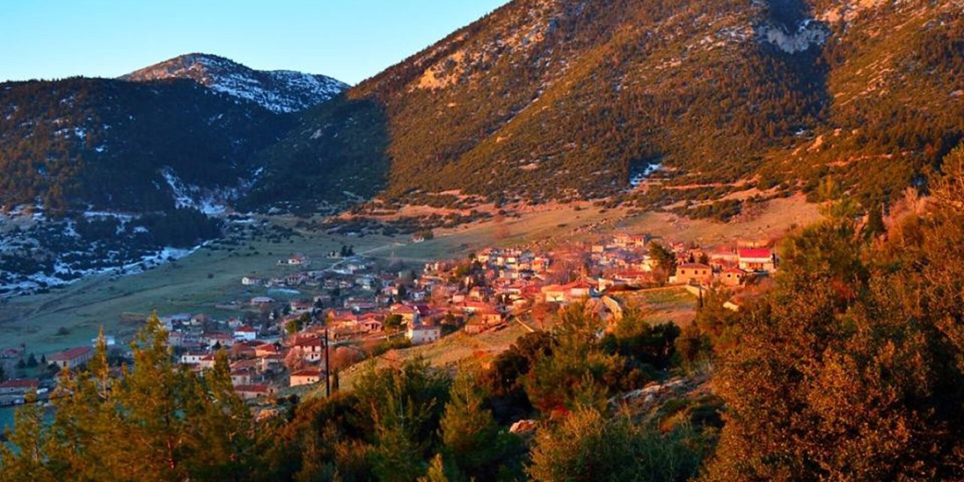 To Κεφαλάρι Κορινθίας από ψηλά