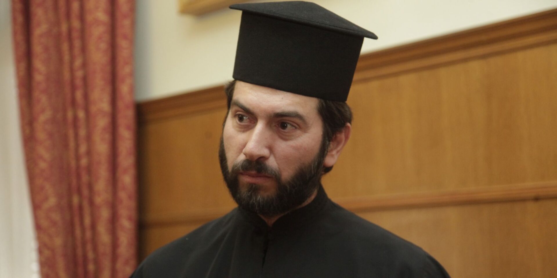 Ο πατήρ Αντώνιος από την «Κιβωτό του Κόσμου»