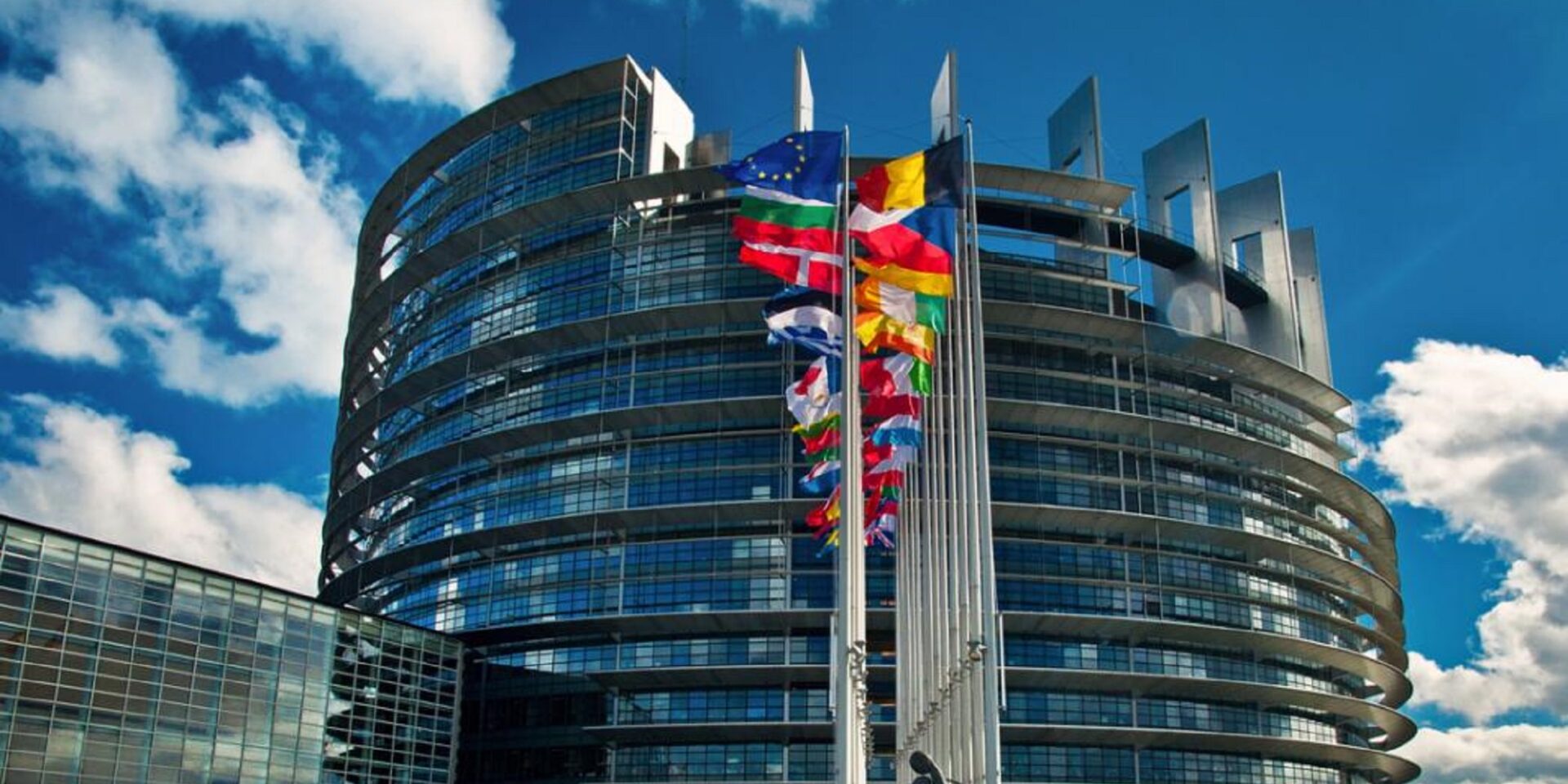 Στο αυριανό έκτακτο συμβούλιο των υπουργών ενέργειας θα τεθεί το ζήτημα του πλαφόν στο φυσικό αέριο