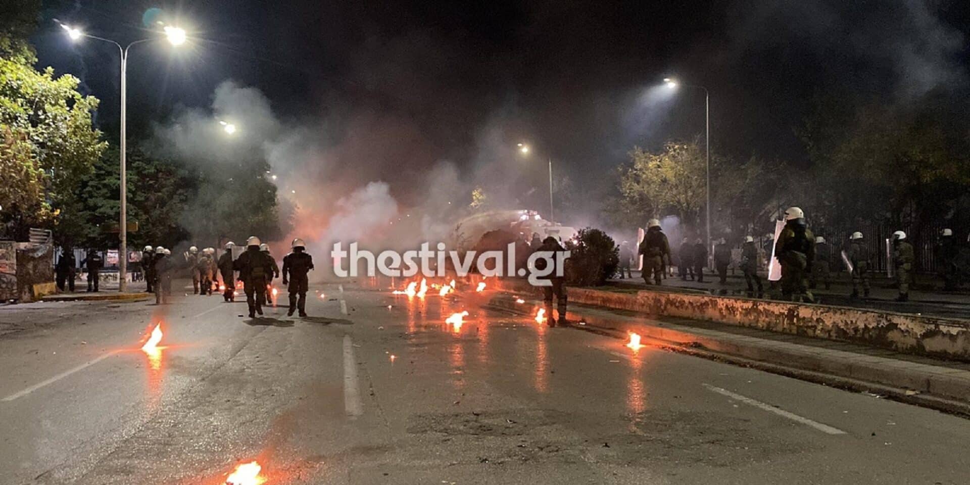 Επεισόδια με μολότοφ και χημικά στη Θεσσαλονίκη