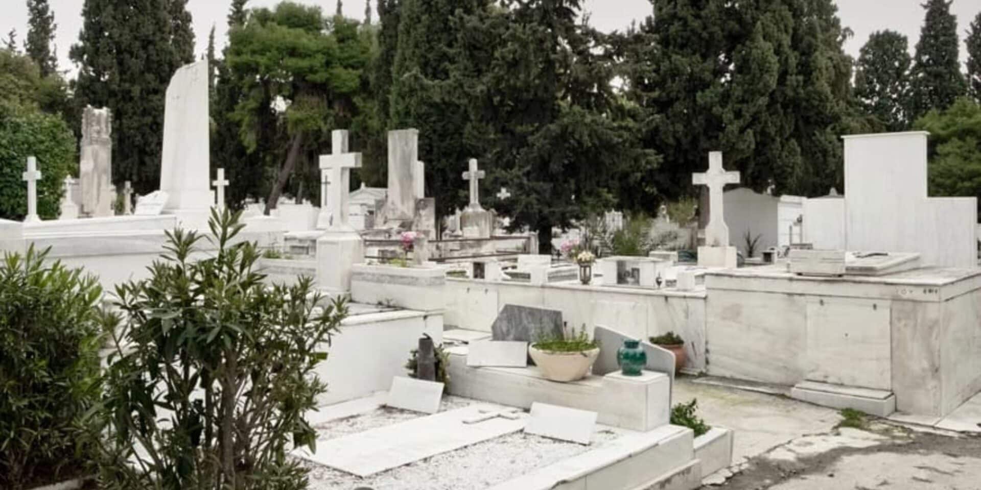 Εικόνα από το νεκροταφείο