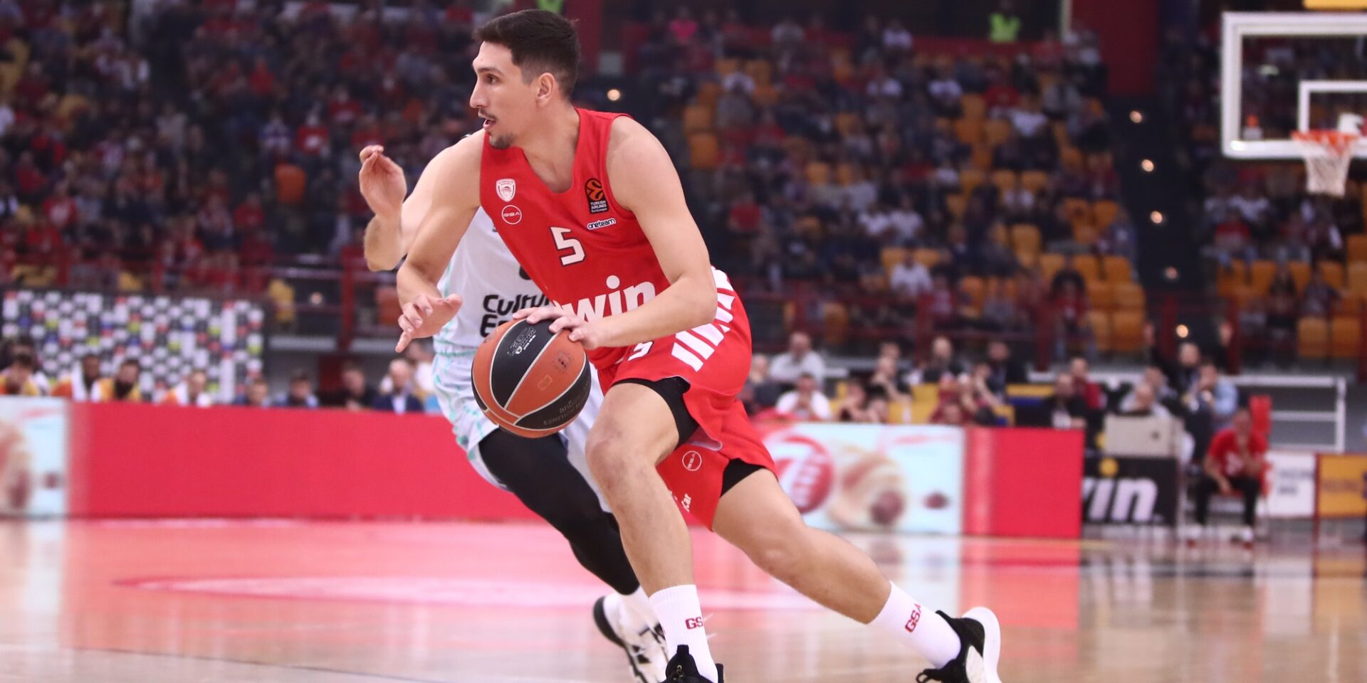 Φάση από το Ολυμπιακός-Βαλένθια Euroleague