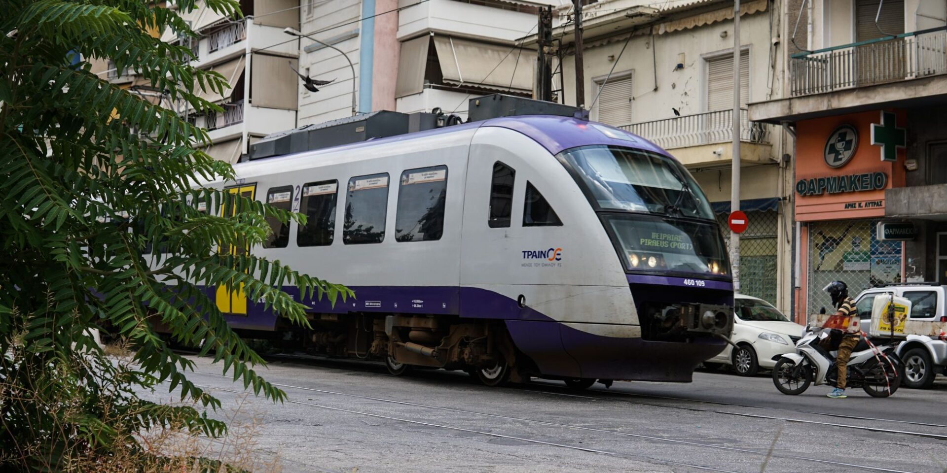 Συρμός του Προαστιακού
