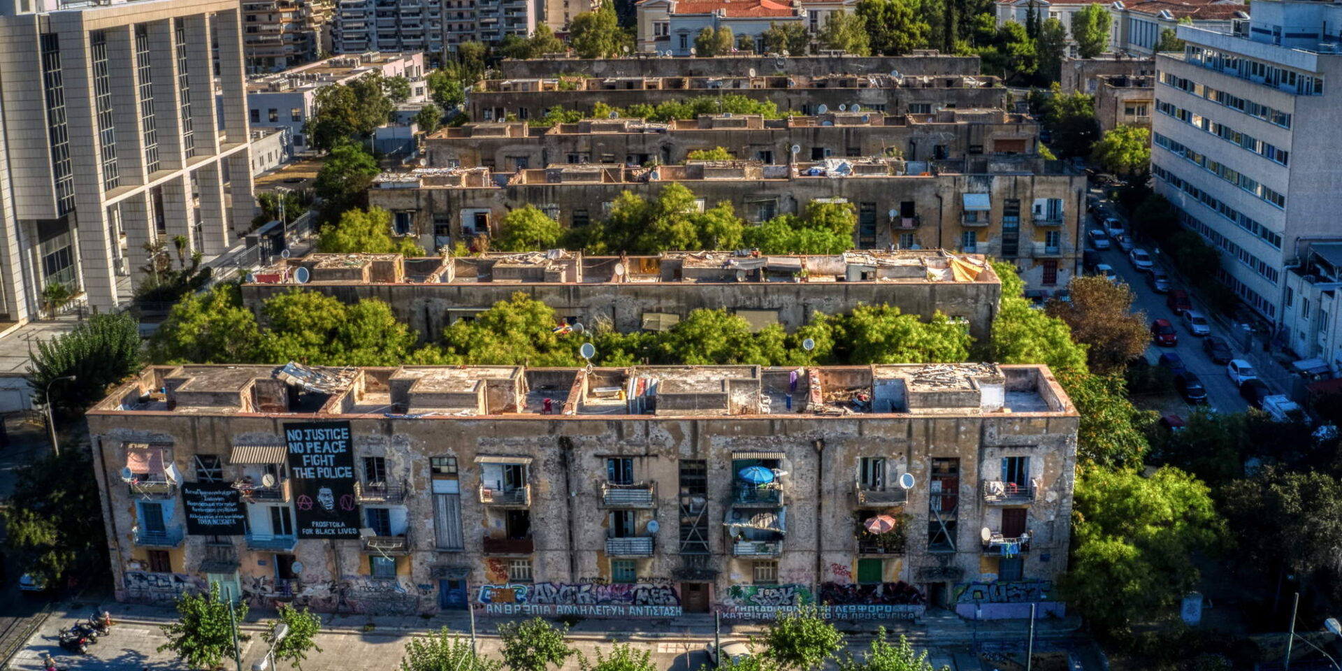 Τα προσφυγικά της Λεωφόρου Αλεξάνδρας από ψηλά / Φωτογραφία: Eurokinissi