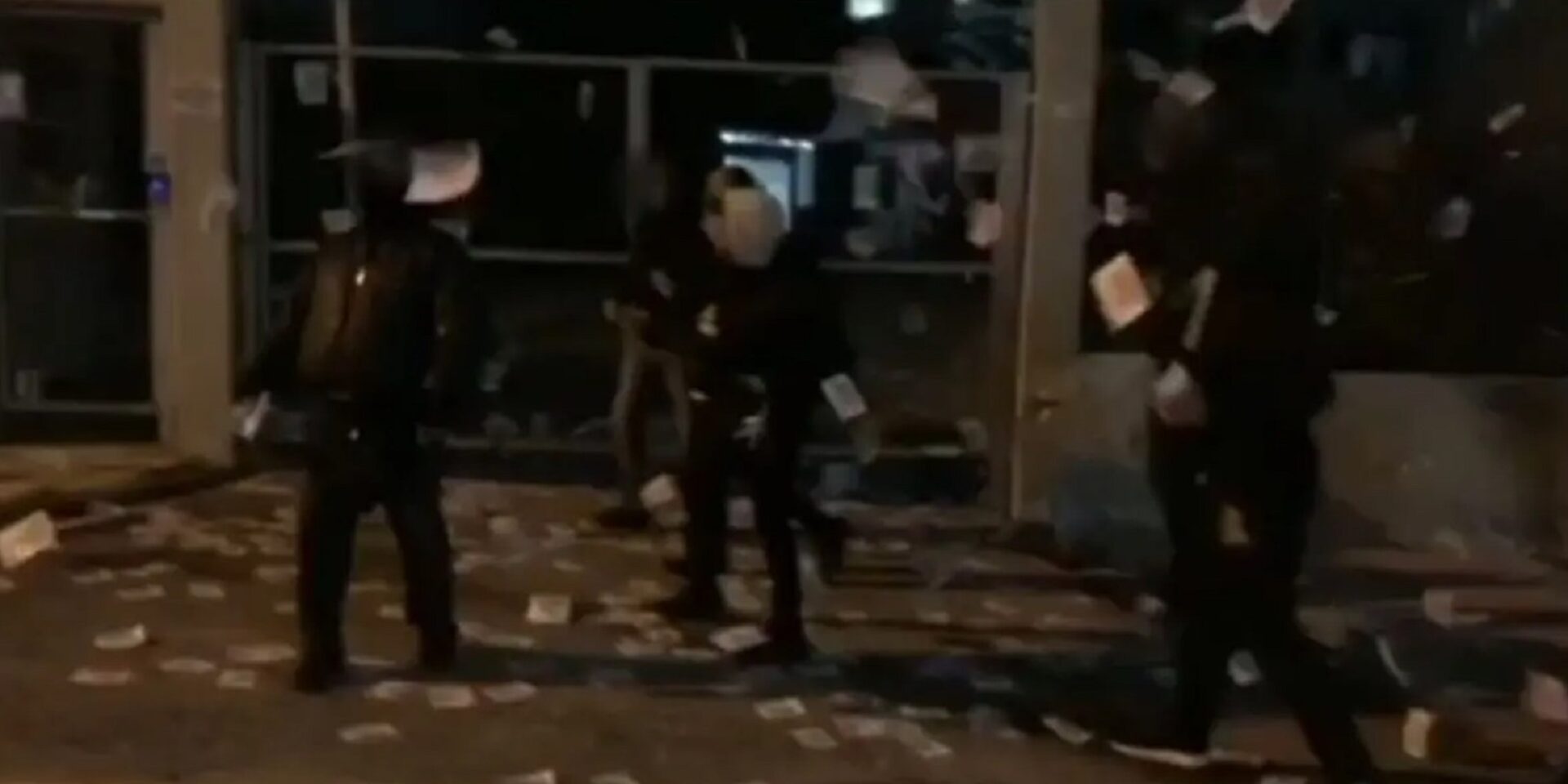 Ο Ρουβίκωνας έκανε παρέμβαση στο Υπουργείο Ψηφιακής Διακυβέρνησης
