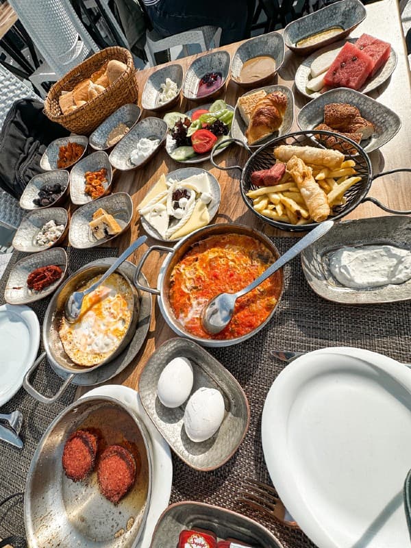 Turkish Breakfast στην Κωνσταντινούπολη