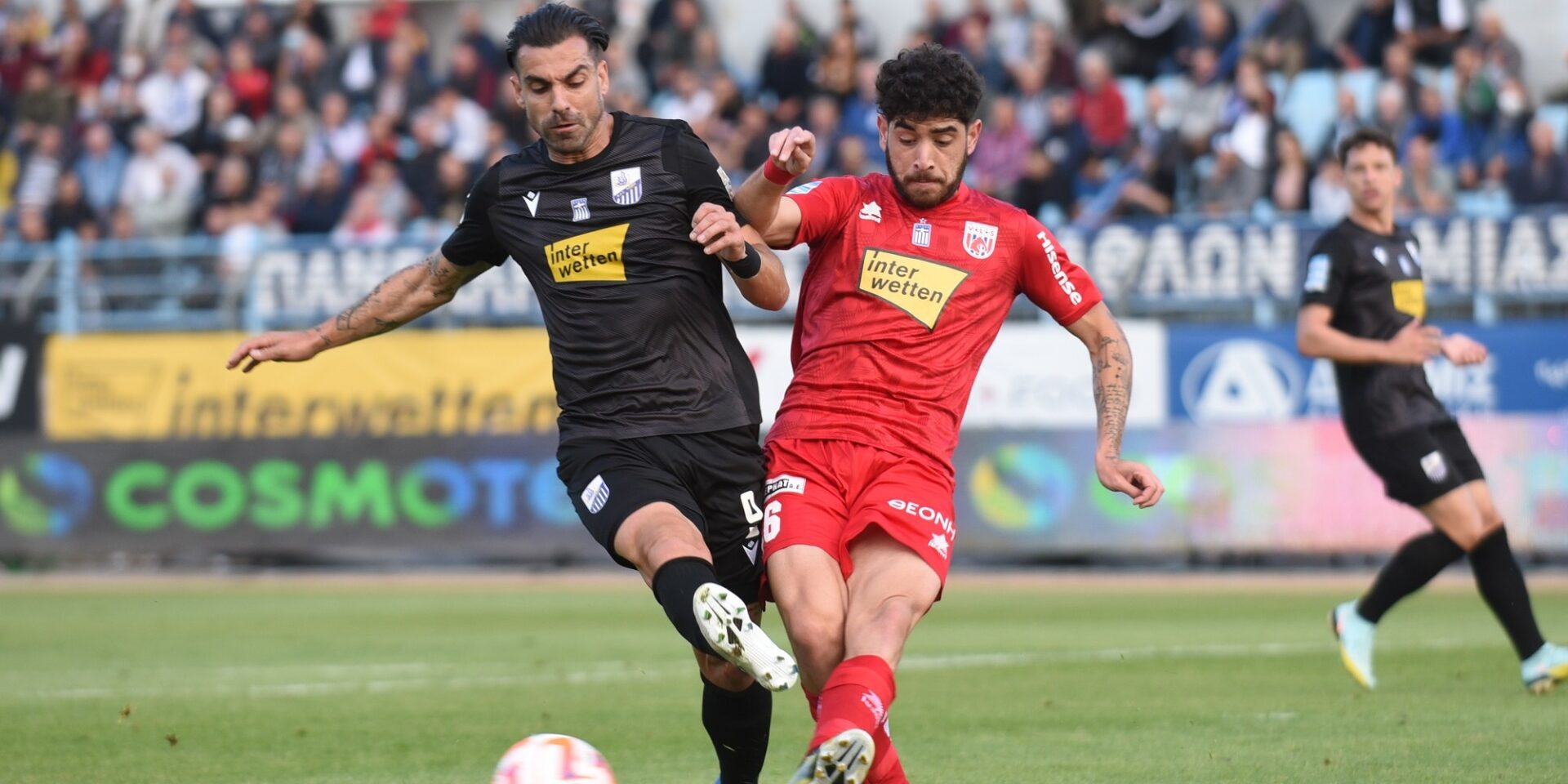 Φάση από το Λαμία-Βόλος για τη Super League