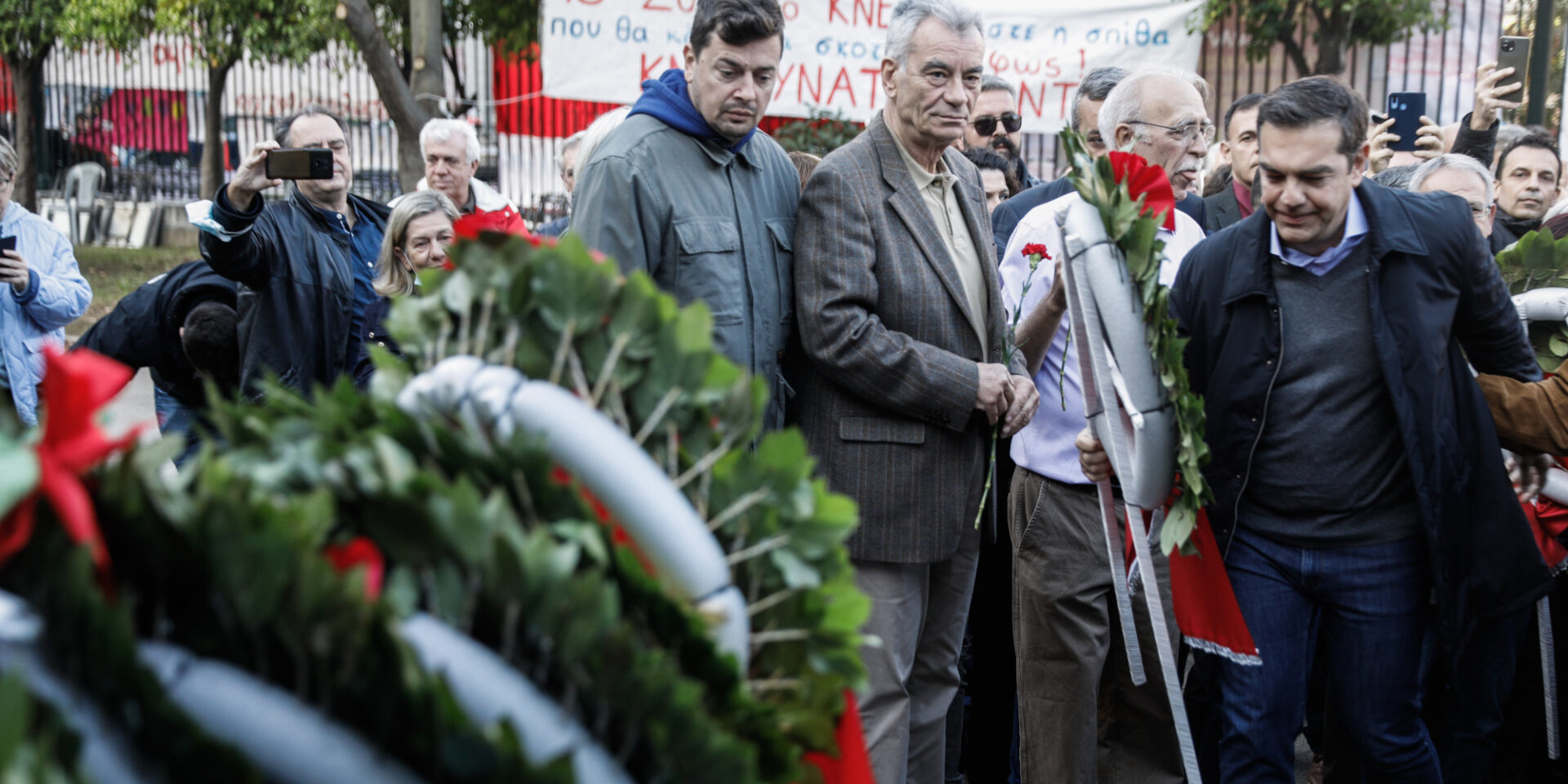 Στο Πολυτεχνείο ο Αλέξης Τσίπρας