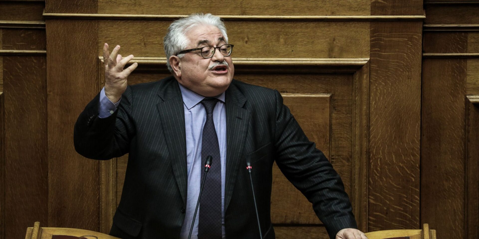 Ο βουλευτής της ΝΔ Κώστας Τζαβάρας στη Βουλή