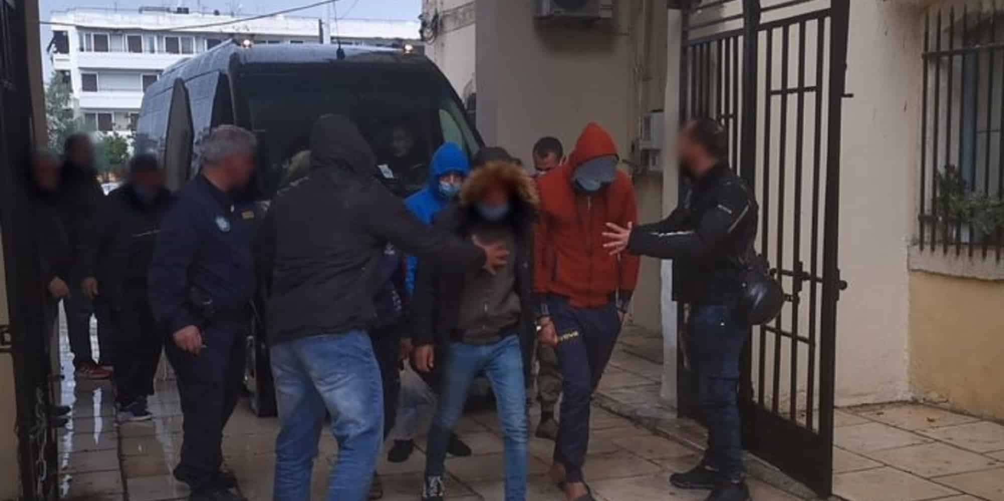 Διακινητής προσπάθησε να αποδράσει από το δικαστήριο στα Χανιά