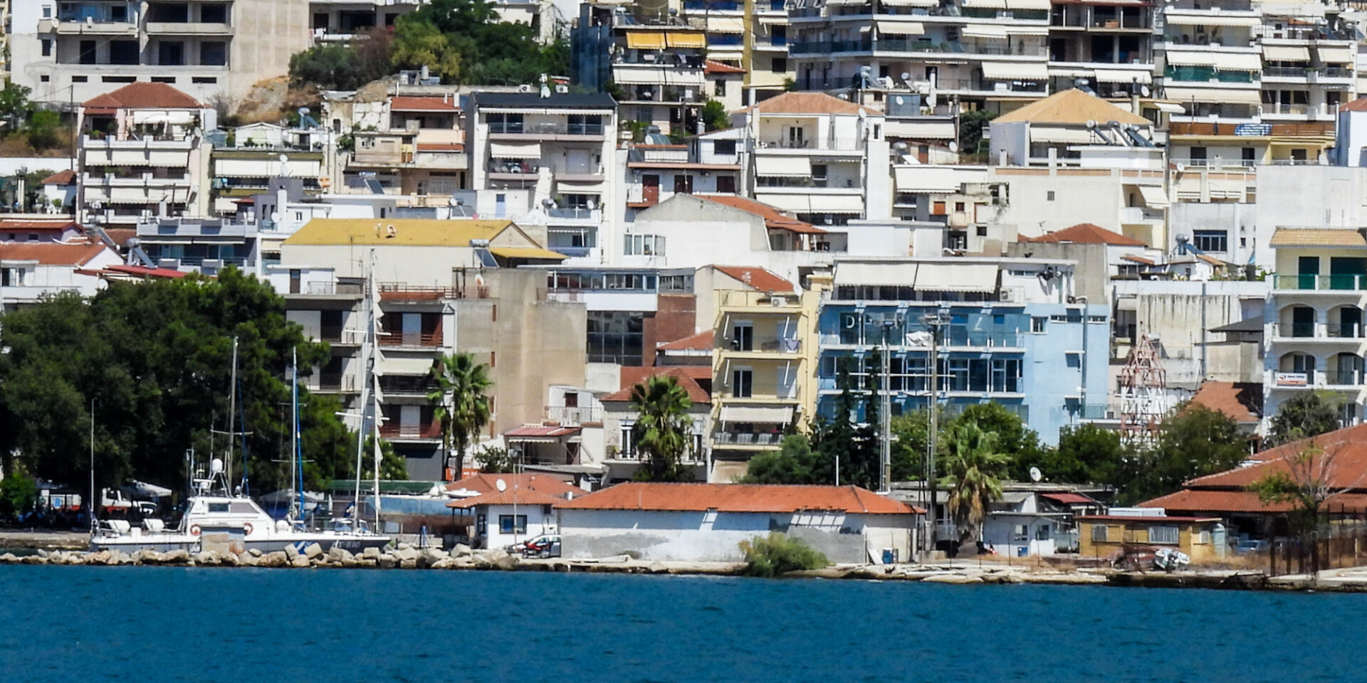 Το υπουργείο Εργασίας για το νομοσχέδιο για τη Στεγαστική Πολιτική