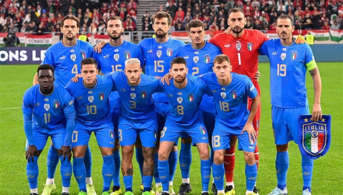 Η Εθνική Ιταλίας με μπλε χρώμα στις φανέλες