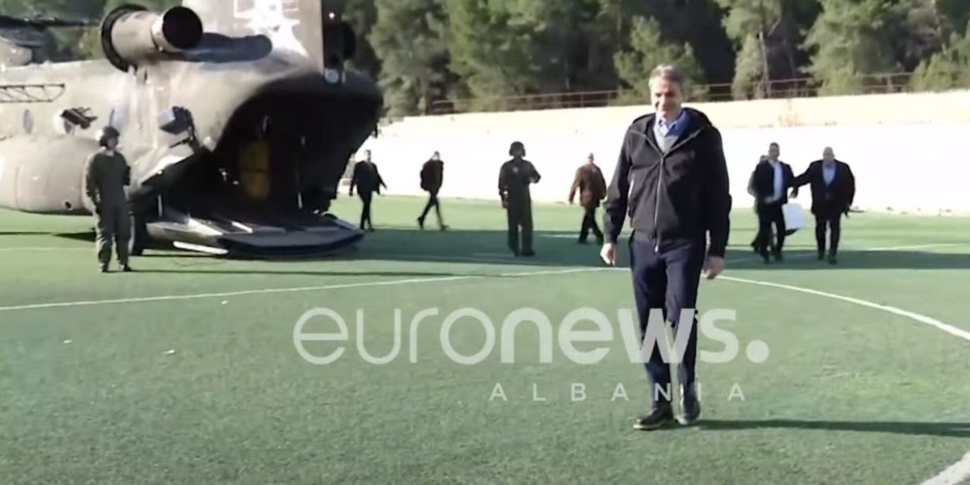 Εικόνα από την άφιξη του Κυριάκου Μητσοτάκη στη Χειμάρρα