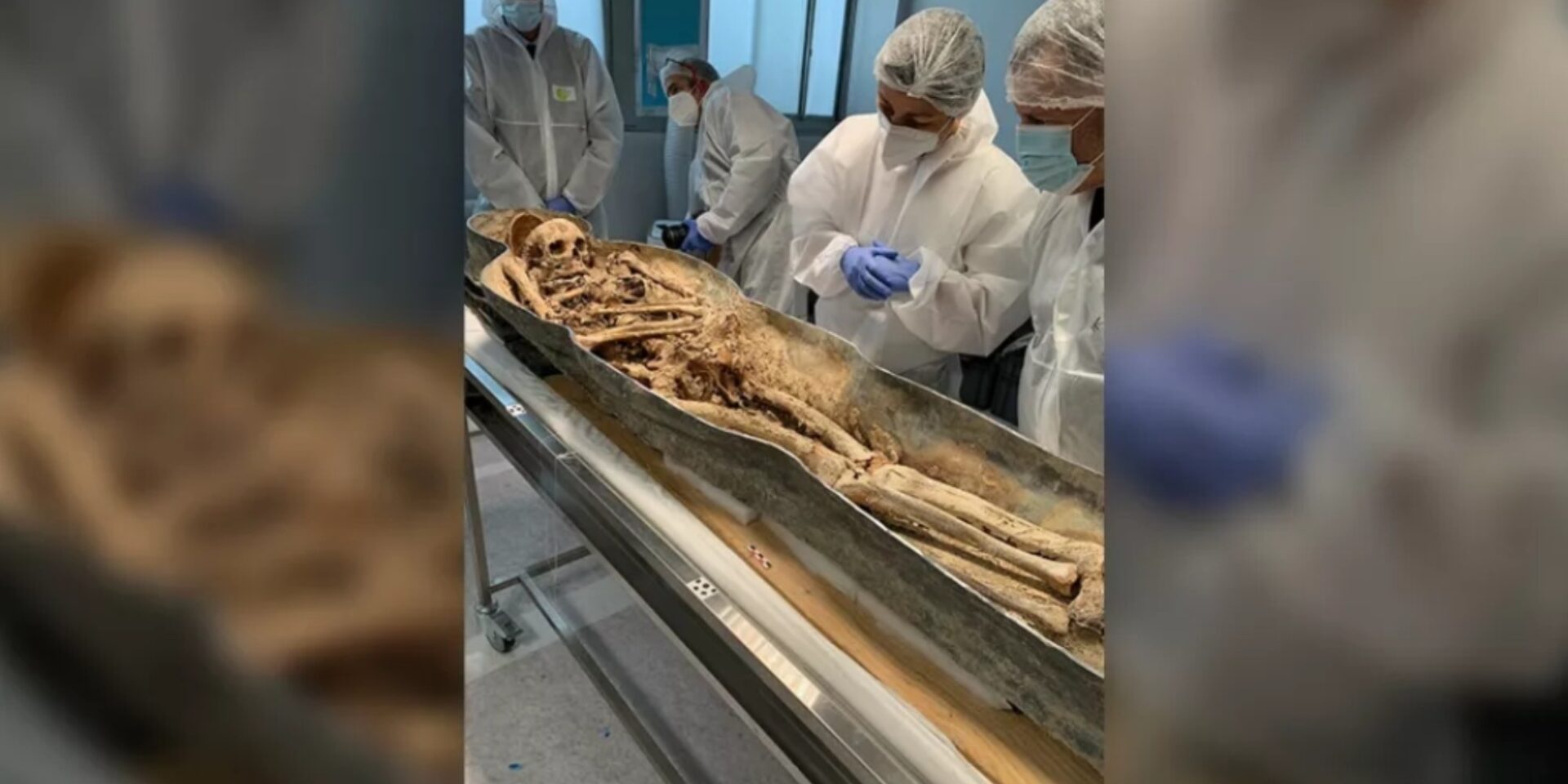Λείψανα κάτω από την Παναγία των Παρισίων