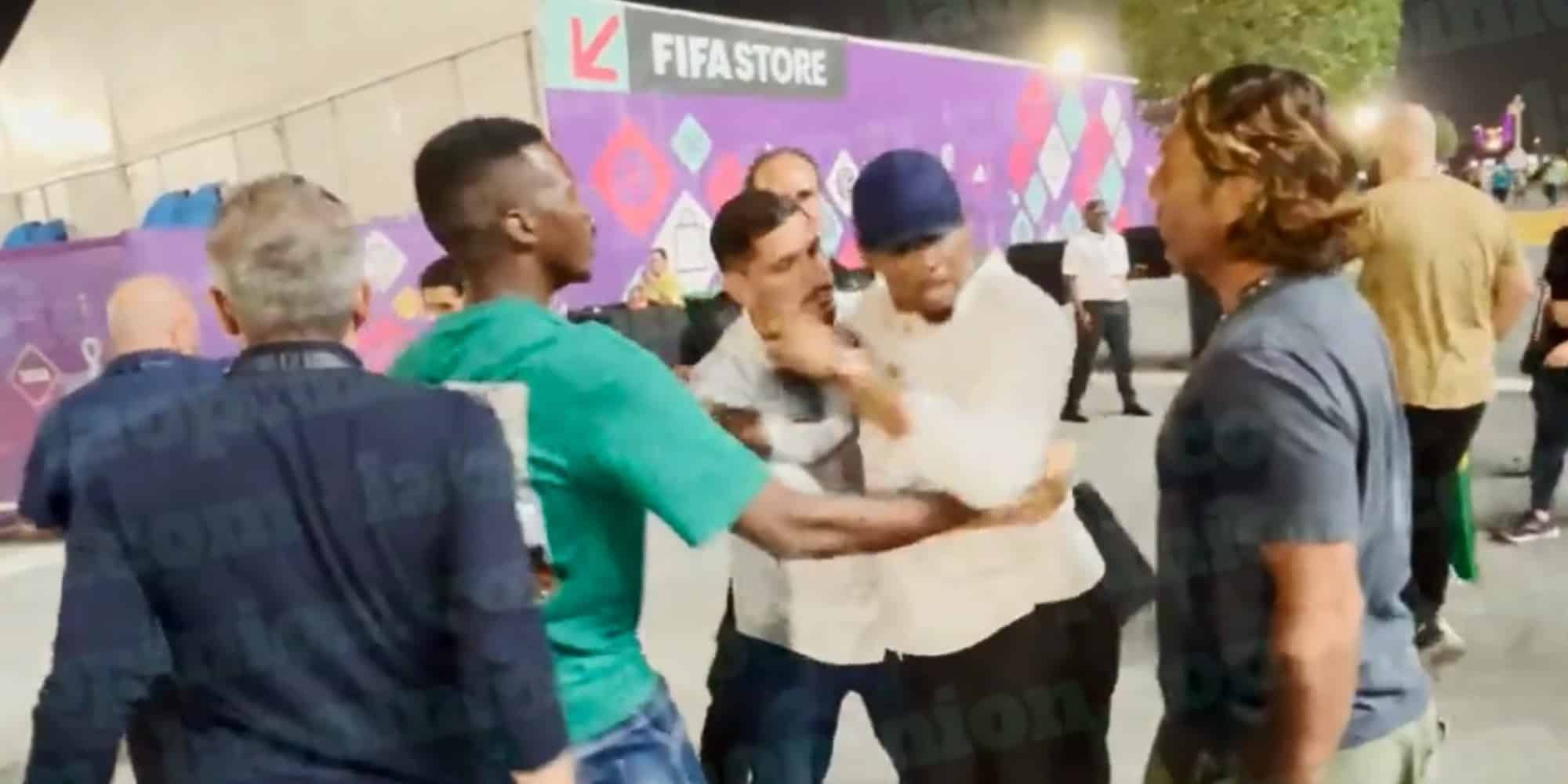 Η στιγμή που ο Ετό τσακώνεται έξω από γήπεδο στο Κατάρ