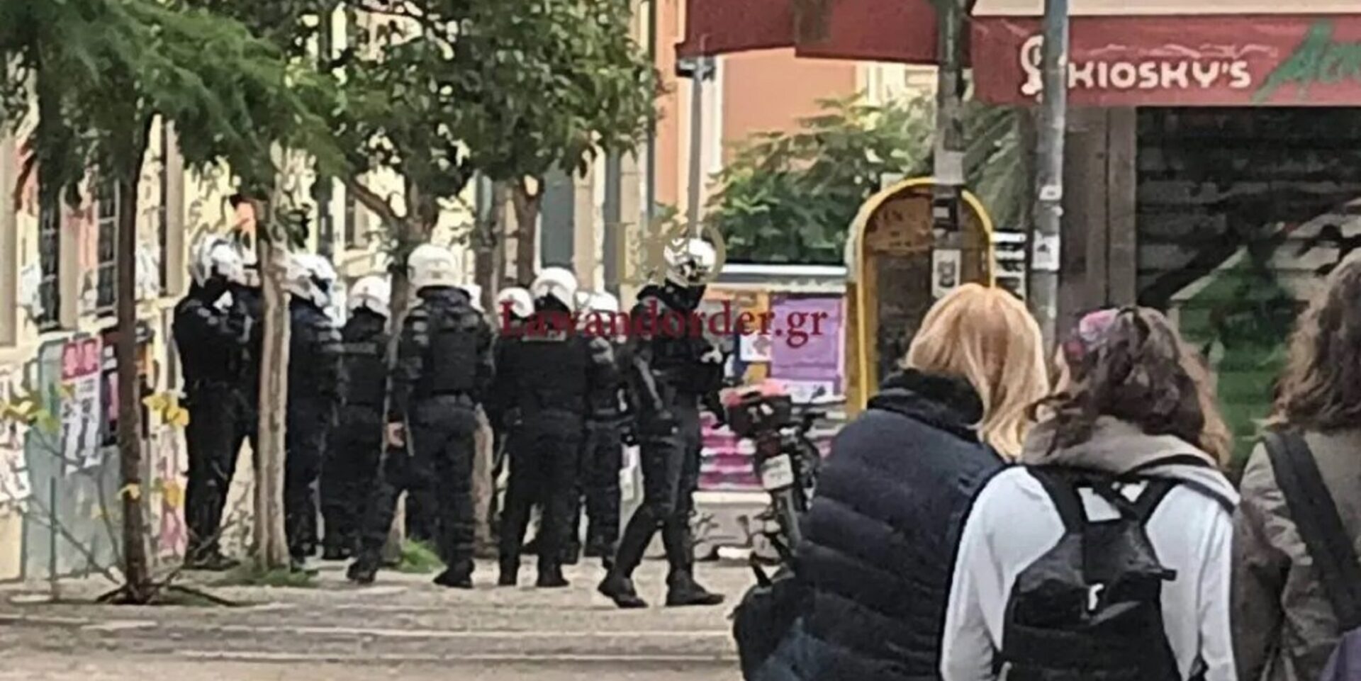 Αστυνομικοί έλεγχοι στη Νομική
