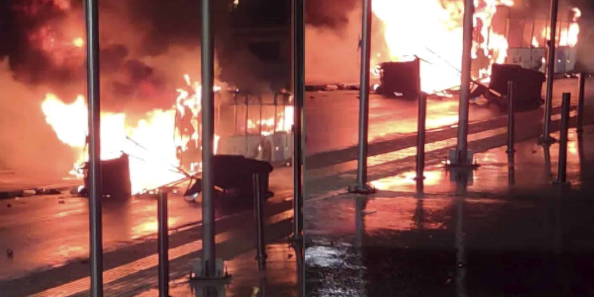 Εικόνες από το φλεγόμενο λεωφορείο στο Μενίδι