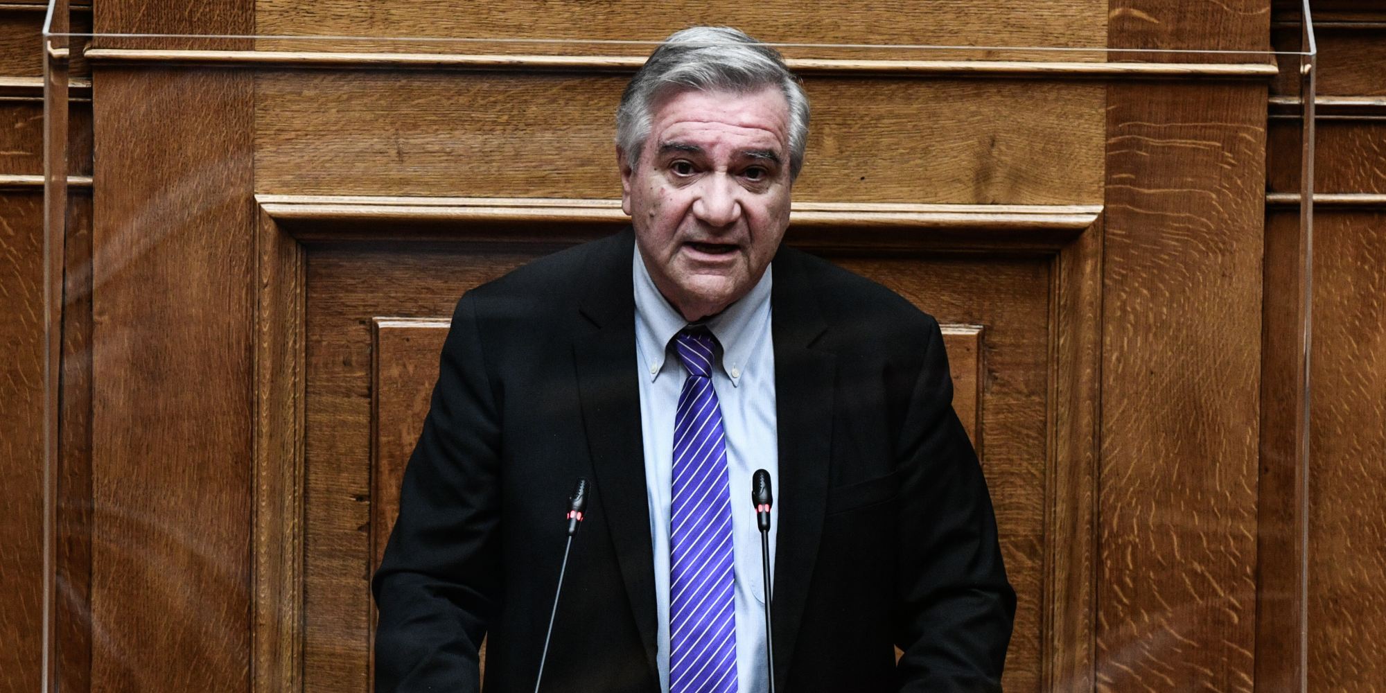 Ο Χάρης Καστανίδης στη Βουλή