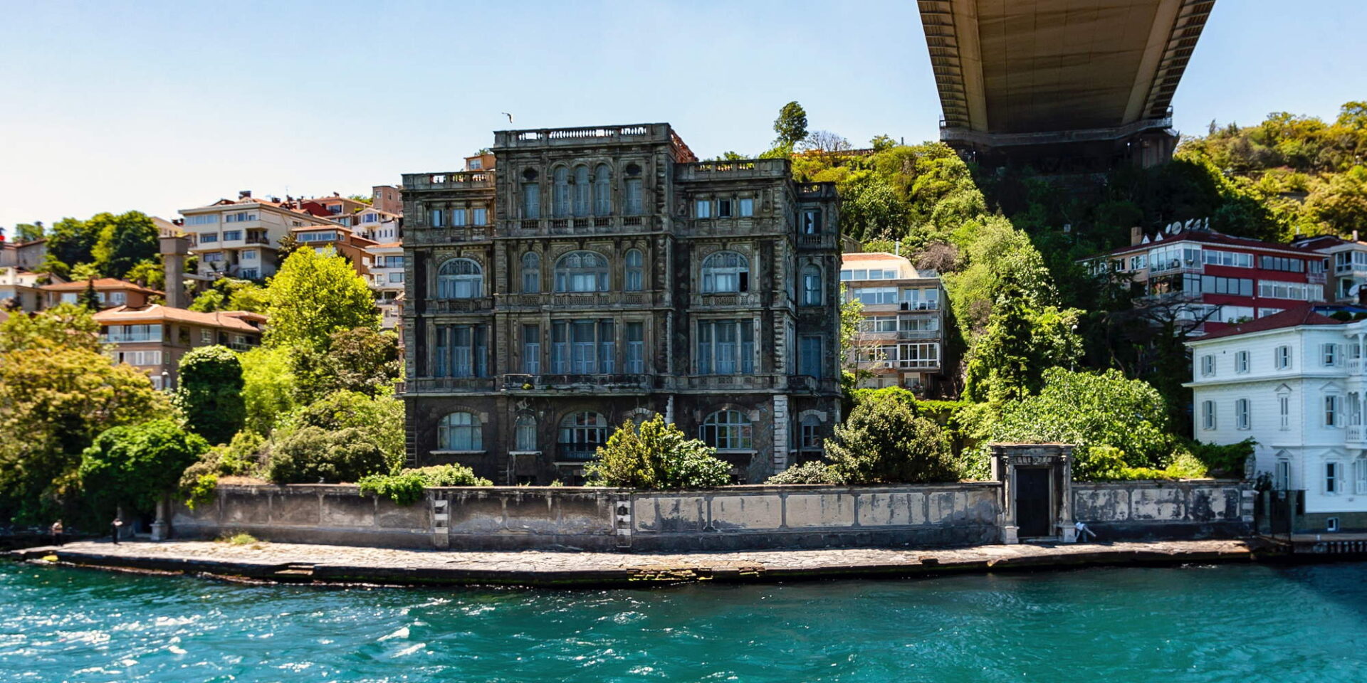 Εικόνα από την παραλία του Βοσπόρου