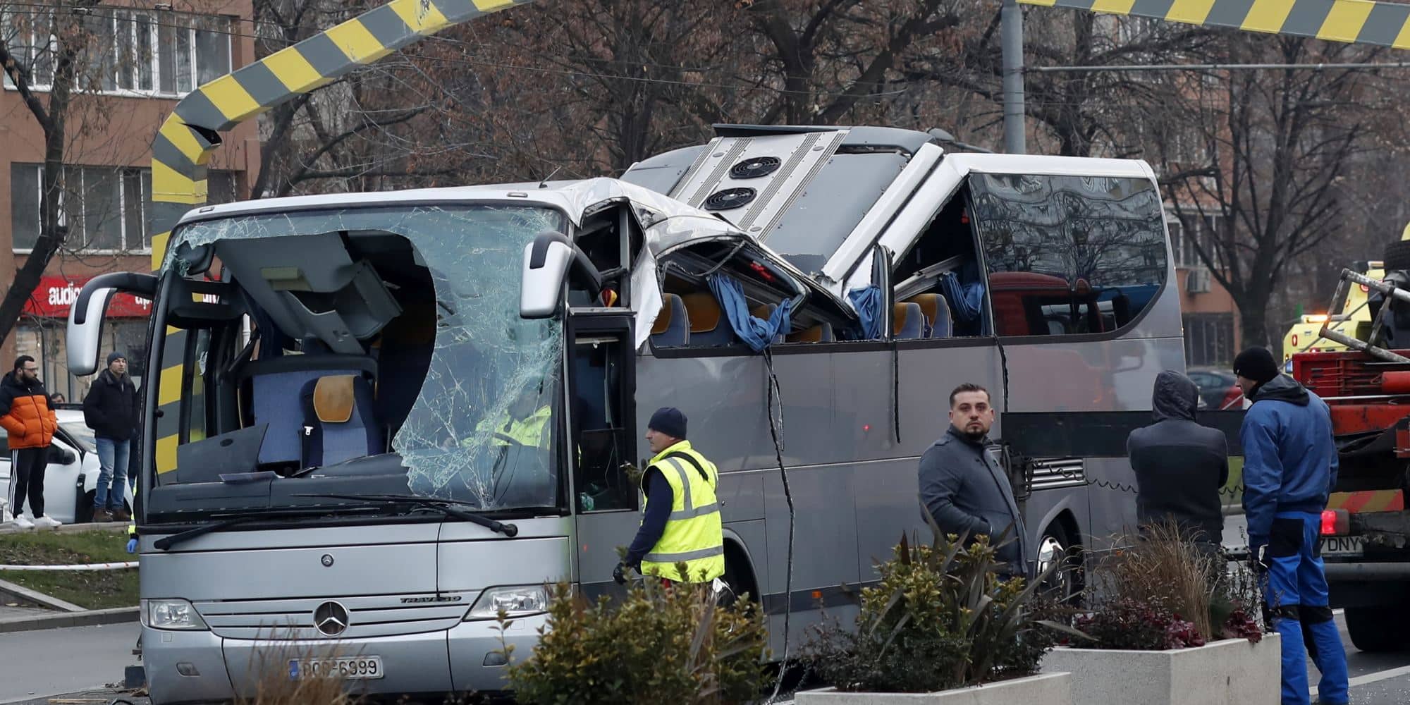 Το λεωφορείο που τράκαρε στη Ρουμανία