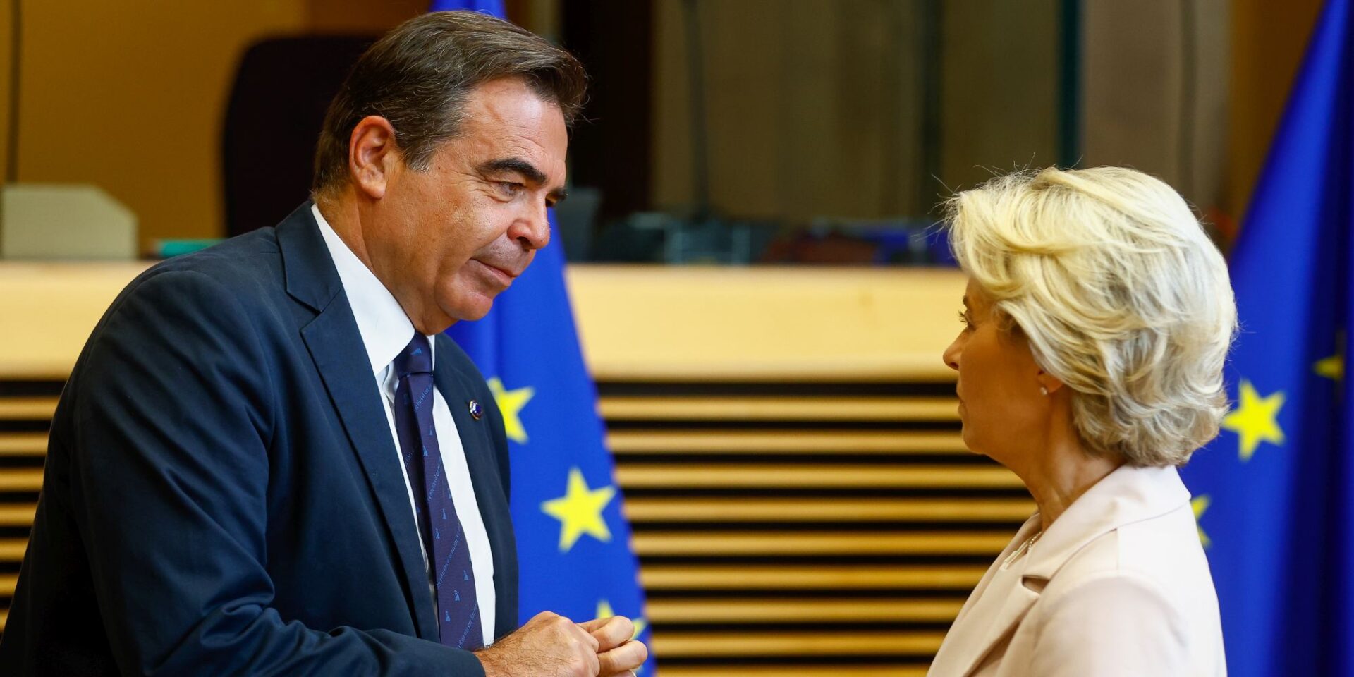 Ο Μαργαρίτης Σχοινάς μαζί με την Ούρσουλα φον ντερ Λάιεν