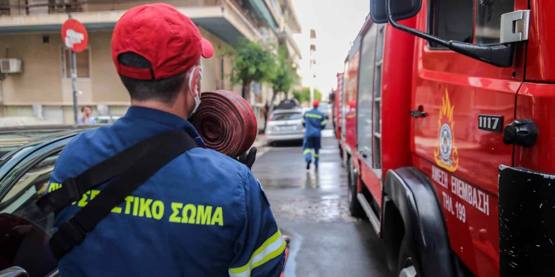 Φωτιά σε σχολικό λεωφορείο στη Θεσσαλονίκη