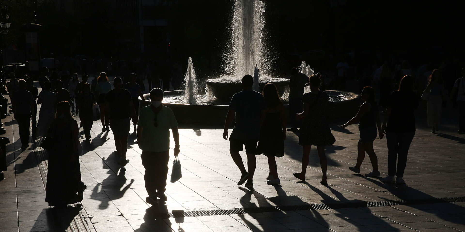 Γάλλοι τουρίστες στο κέντρο της Αθήνας