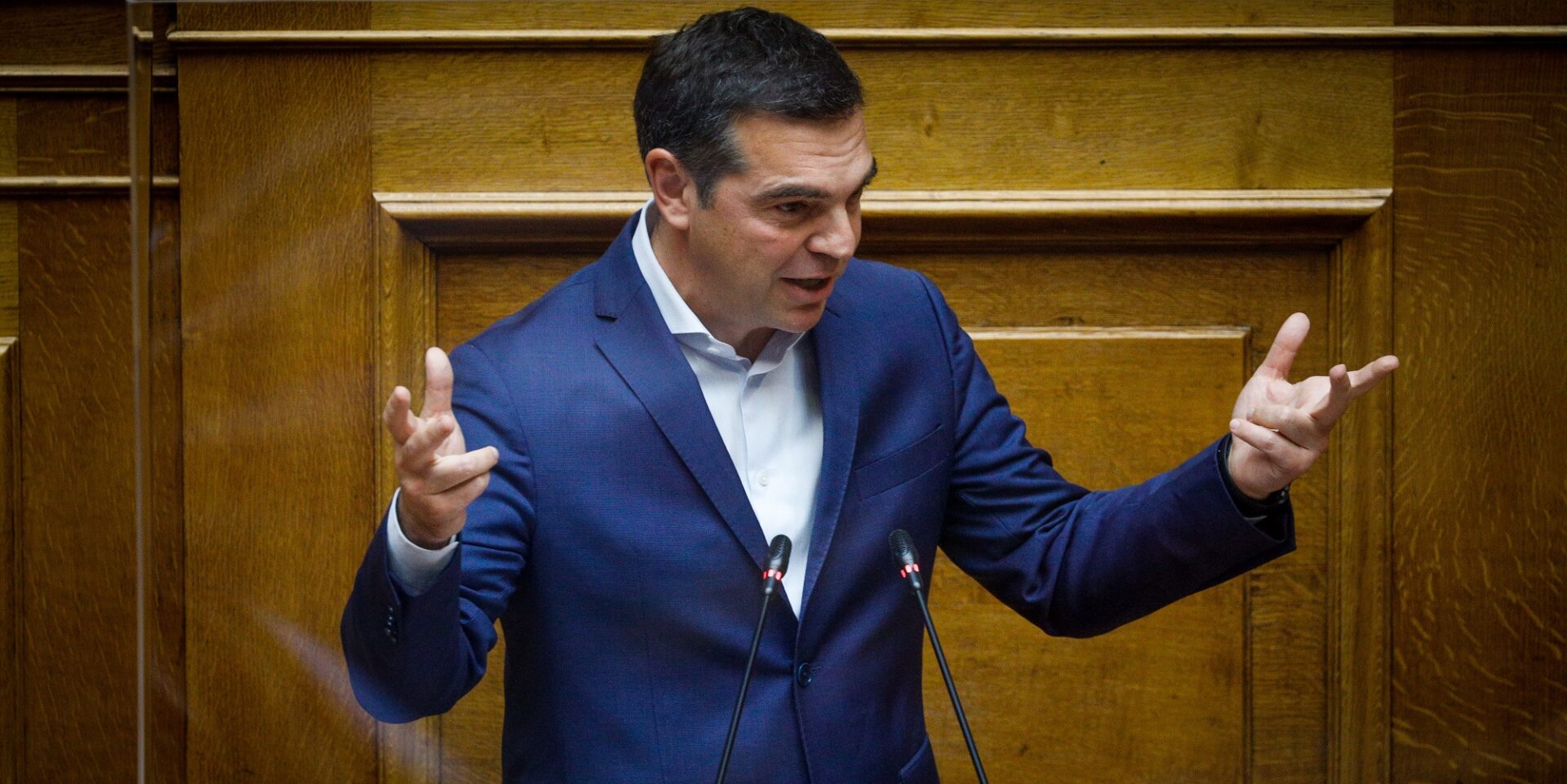 Ο Αλέξης Τσίπρας στο βήμα της Βουλής